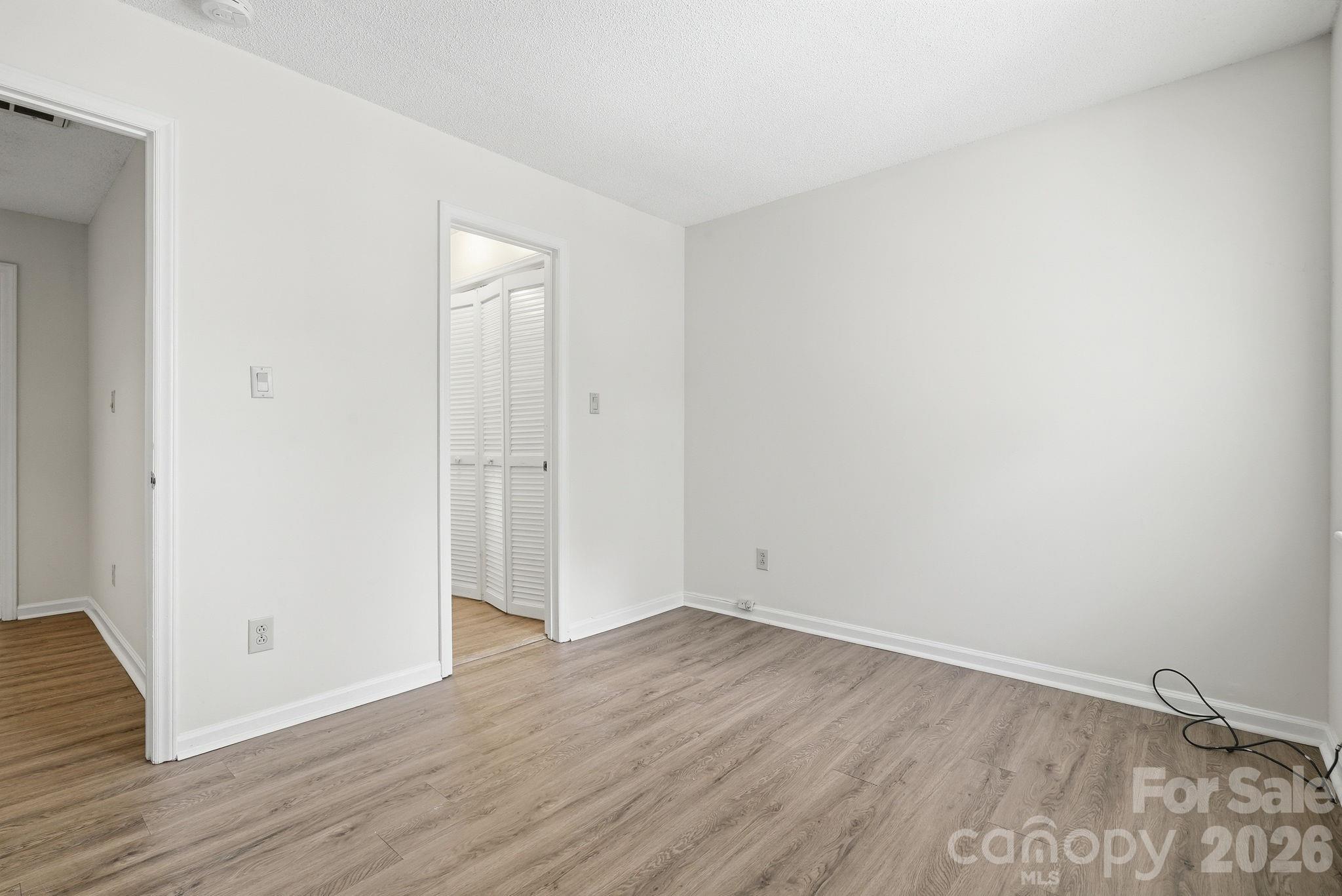 2954 Iron Gate Lane Property Photo 15