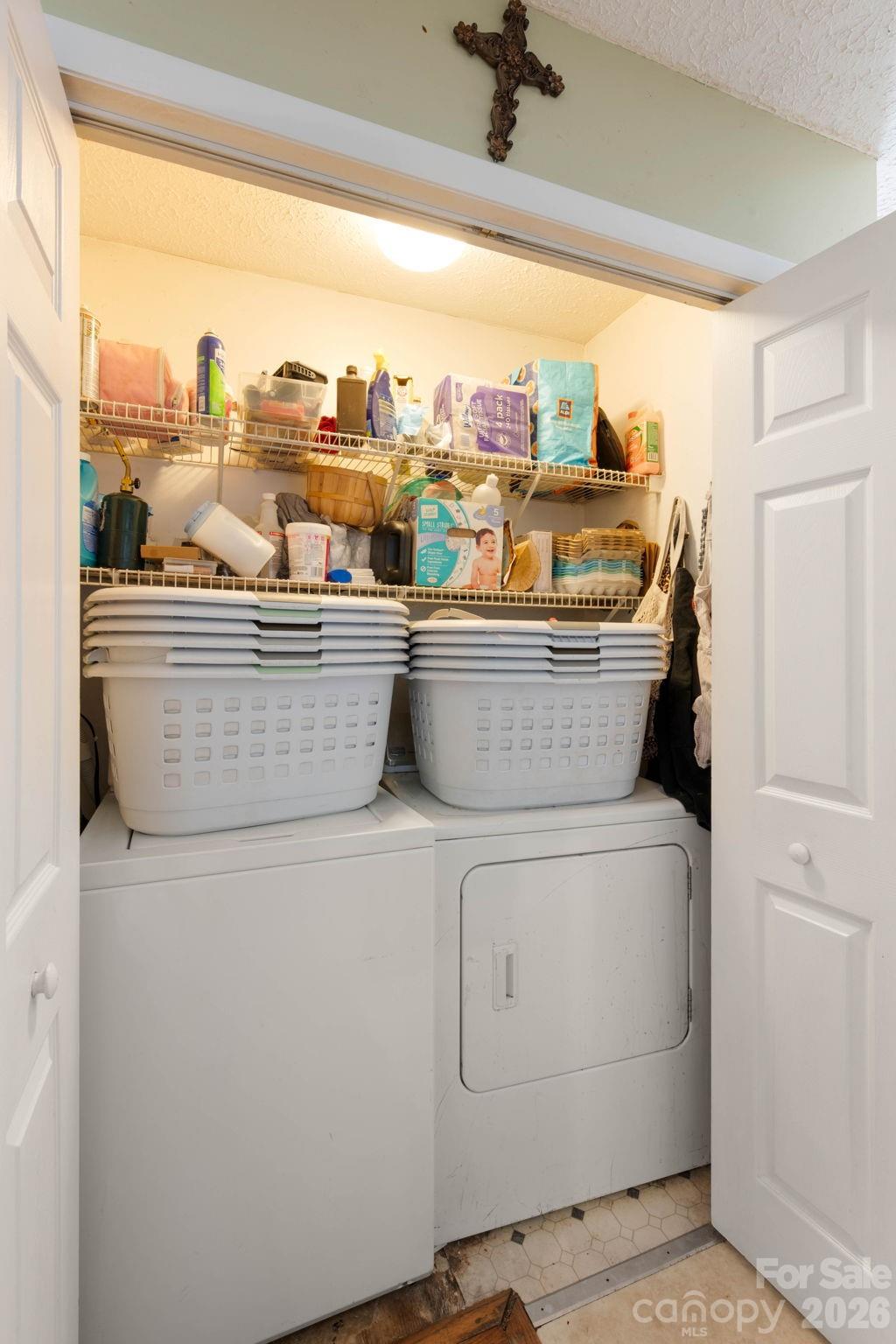 203 Kenwood Drive Property Photo 11