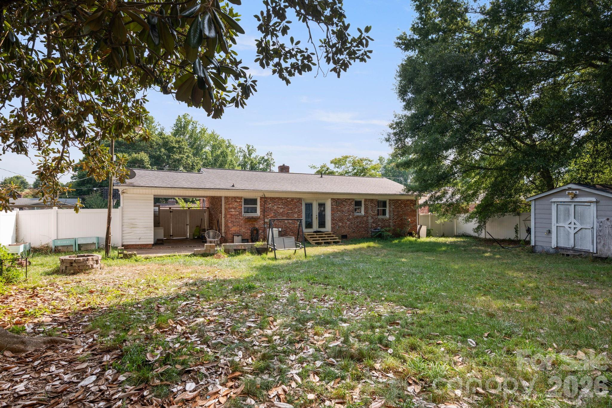 203 Kenwood Drive Property Photo 26