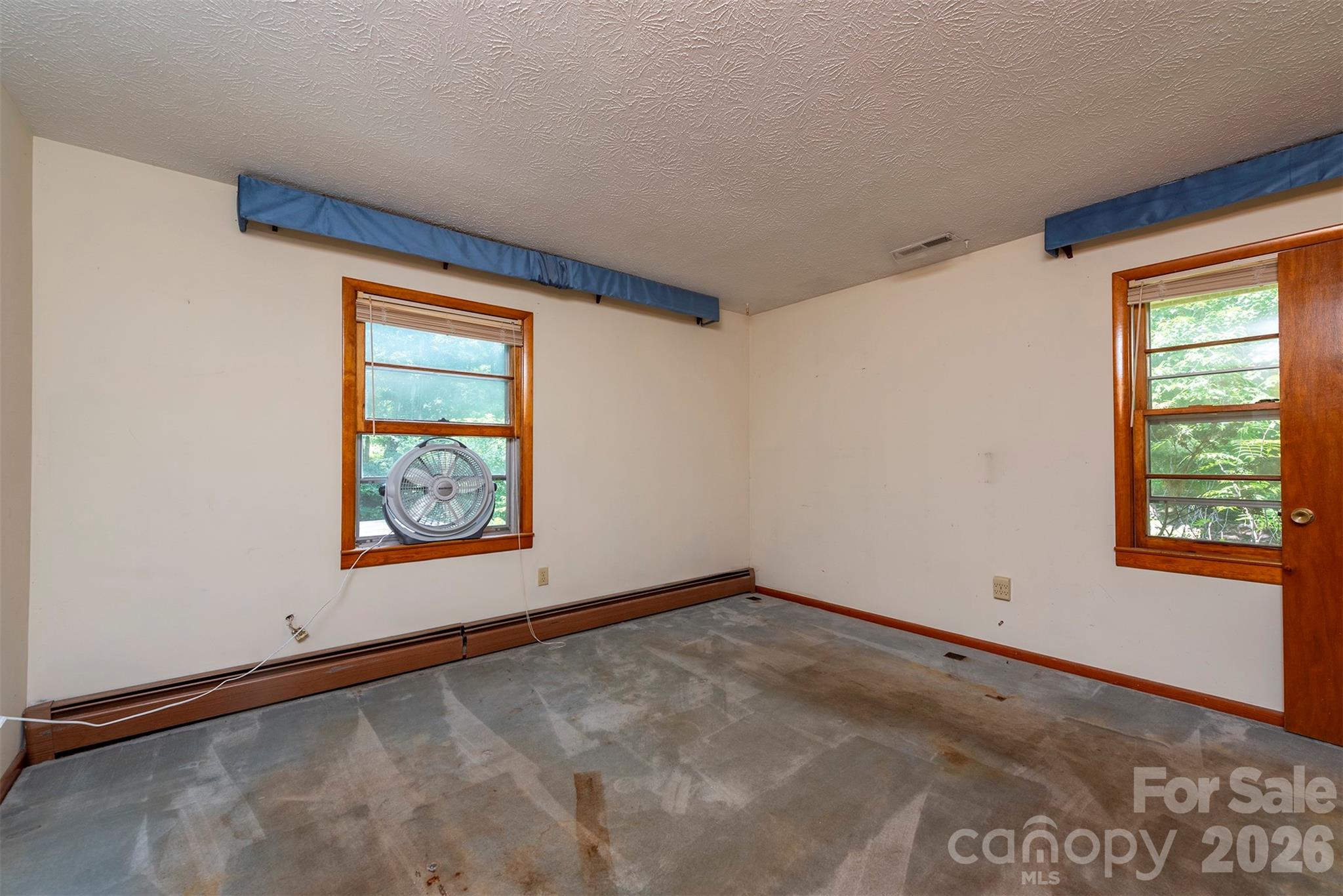 637 Fisher Lane Property Photo 20