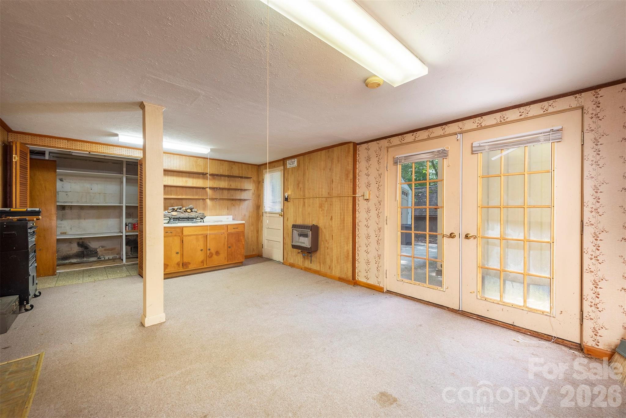 637 Fisher Lane Property Photo 27