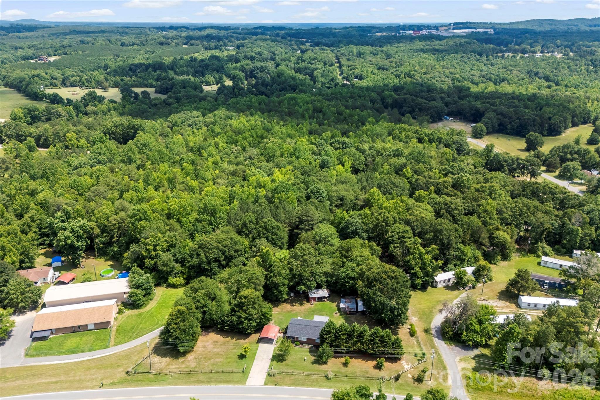 1122 Lavender Road Property Photo 2