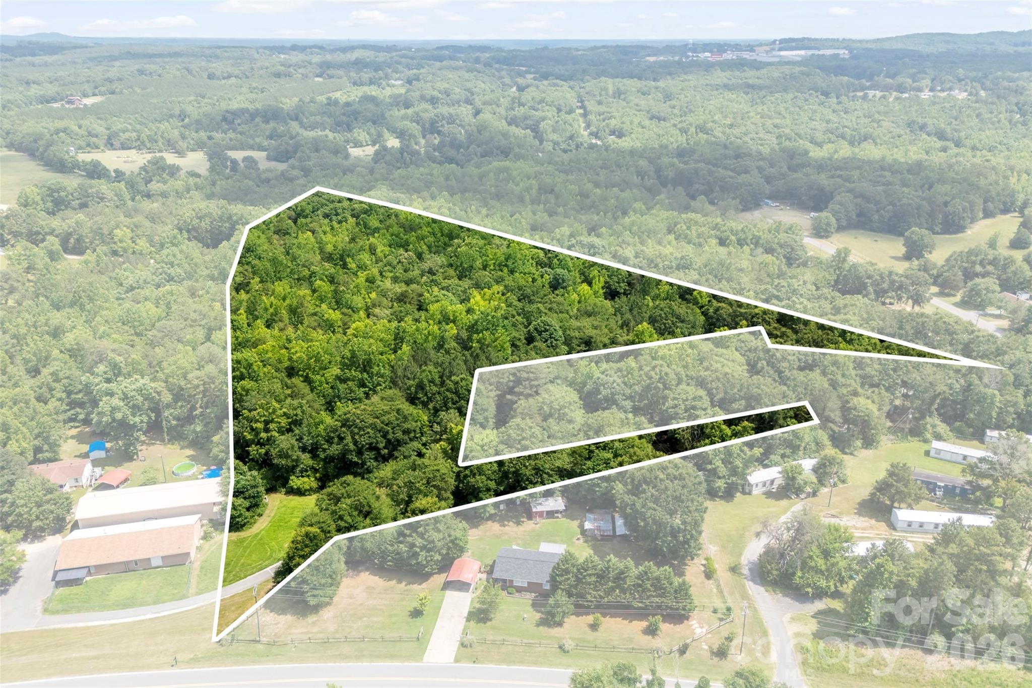 1122 Lavender Road Property Photo 3