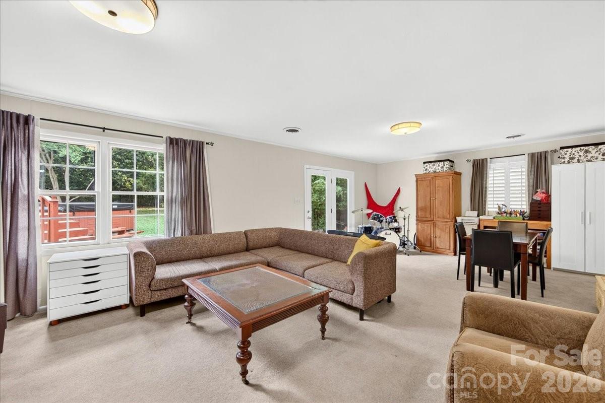3519 Mill Pond Road Property Photo 27