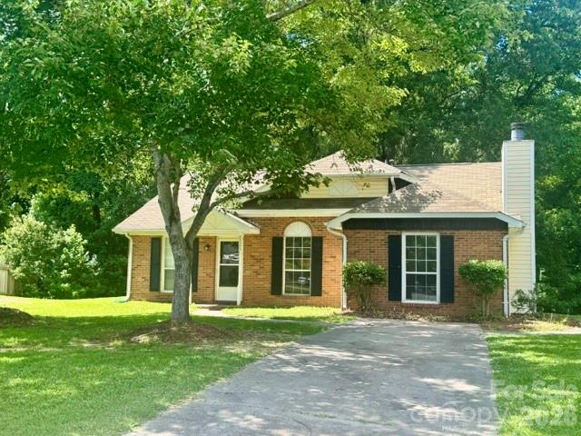 8029 Glencannon Drive Property Photo 2