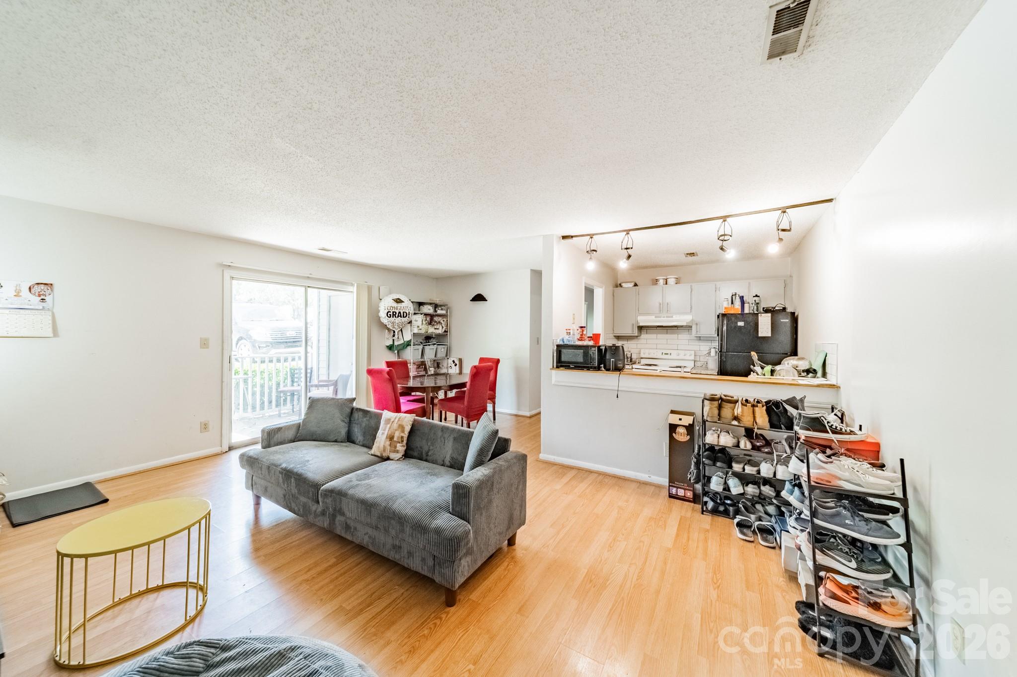 9519 University Terrace Drive A Property Photo 10