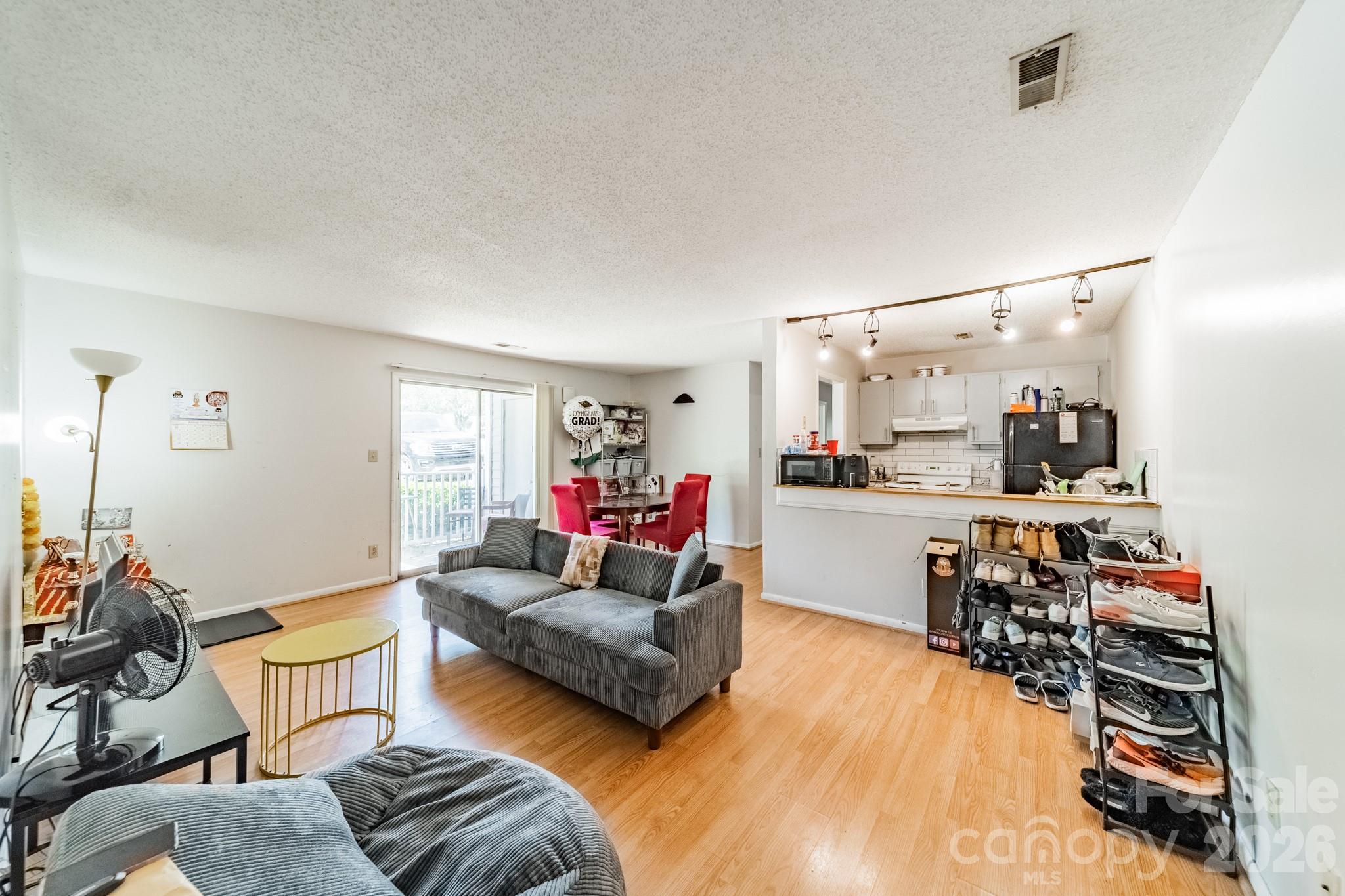 9519 University Terrace Drive A Property Photo 11