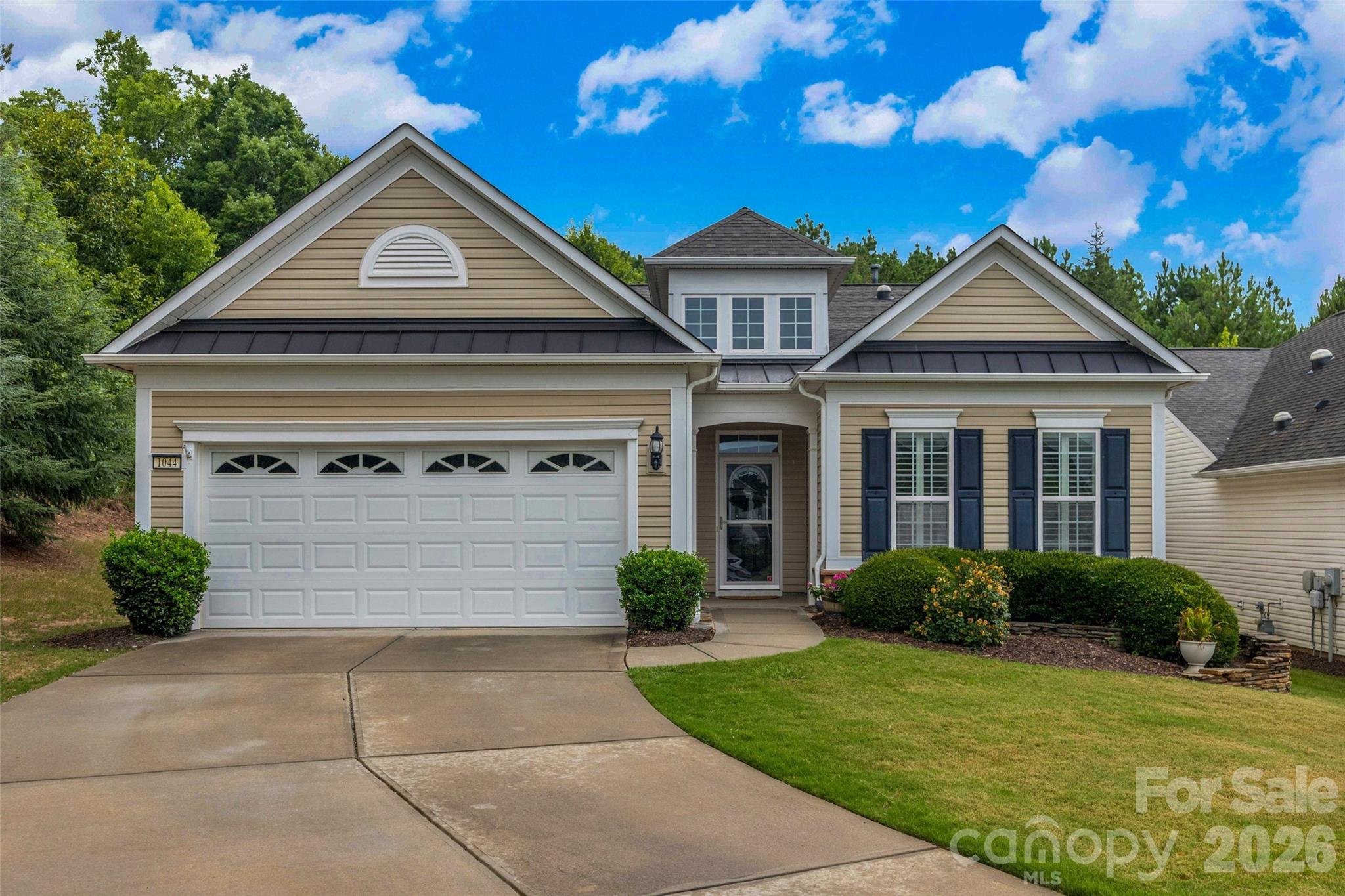 1044 Orchid Lane Property Photo 1