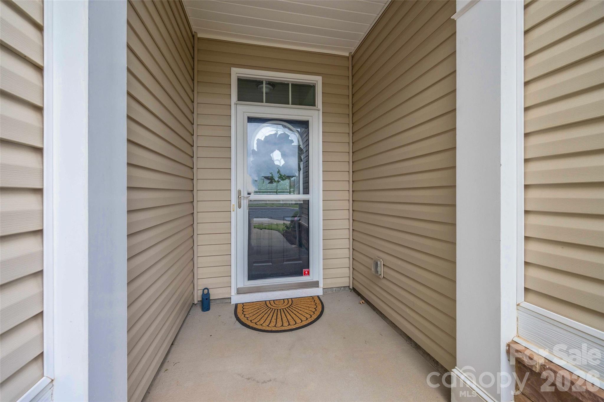 1044 Orchid Lane Property Photo 3