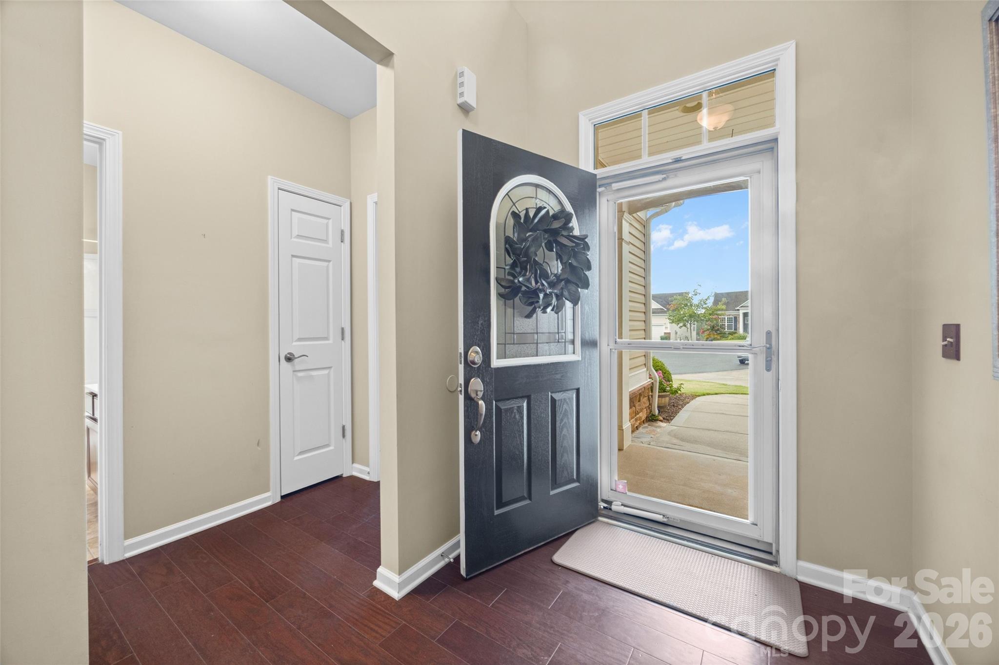 1044 Orchid Lane Property Photo 4