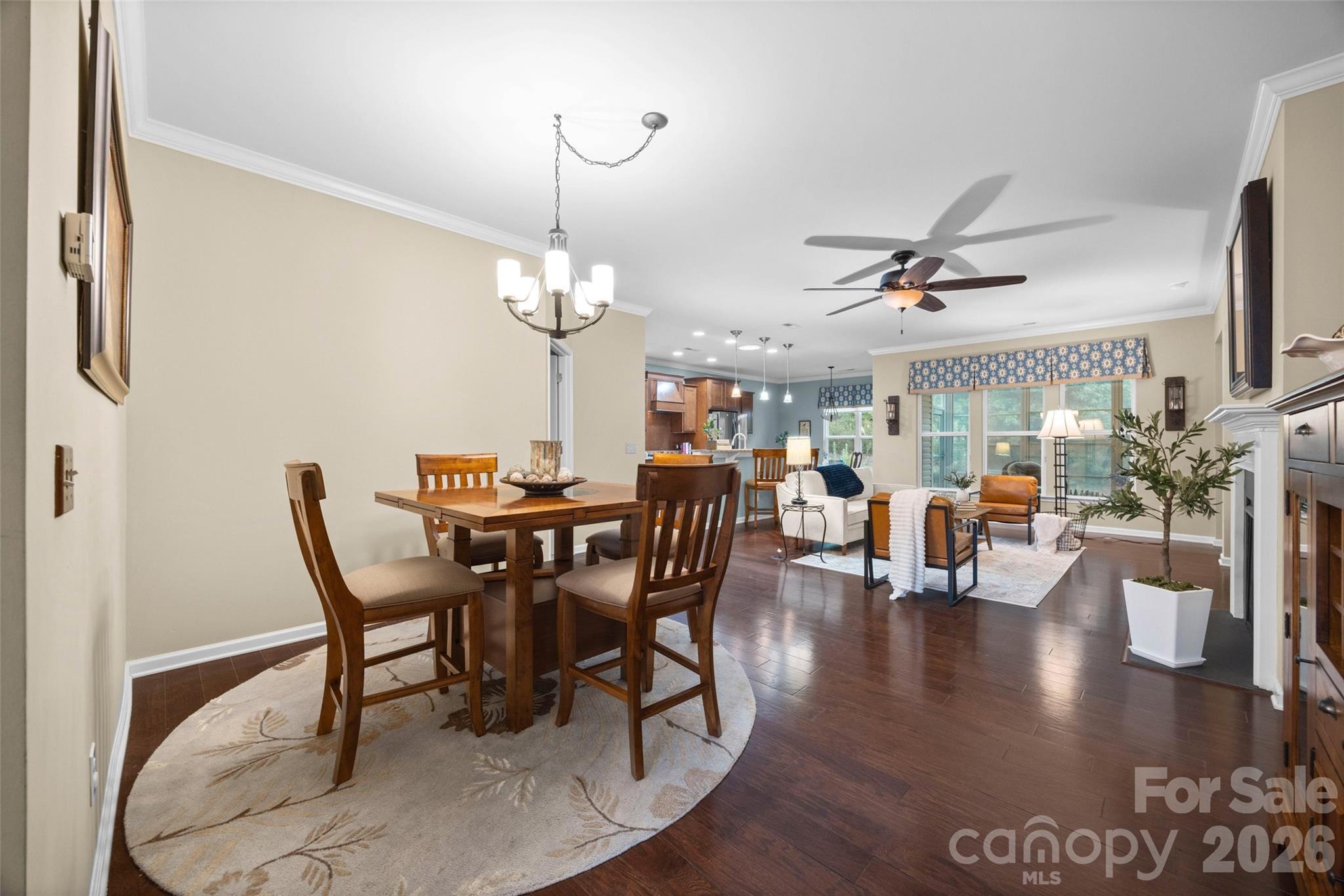 1044 Orchid Lane Property Photo 6