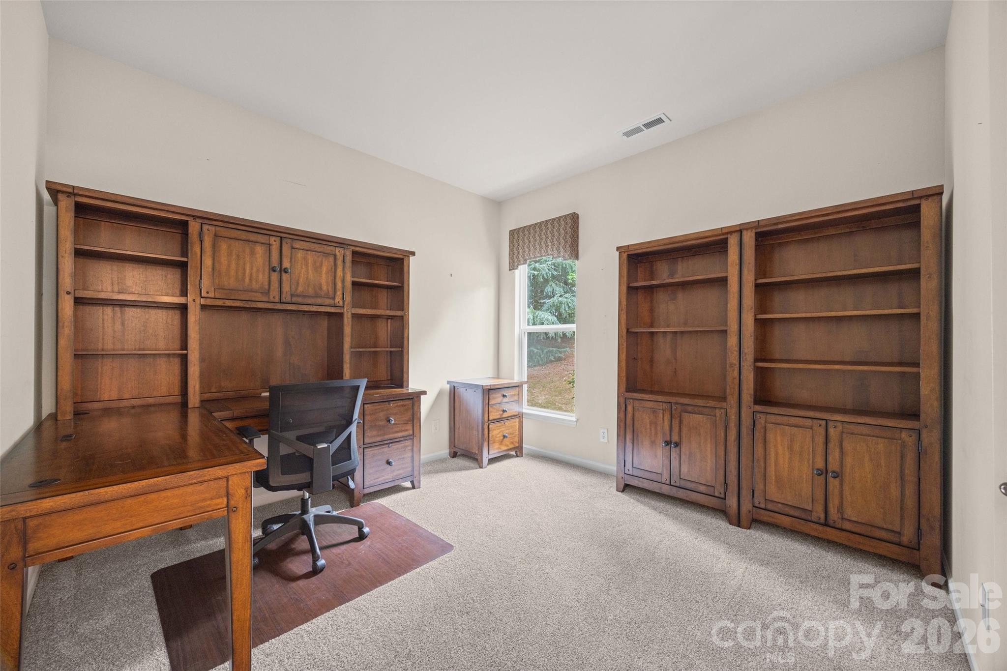 1044 Orchid Lane Property Photo 8