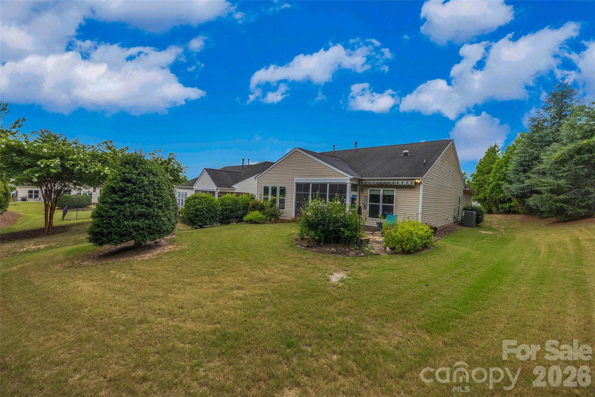 1044 Orchid Lane Property Photo 27