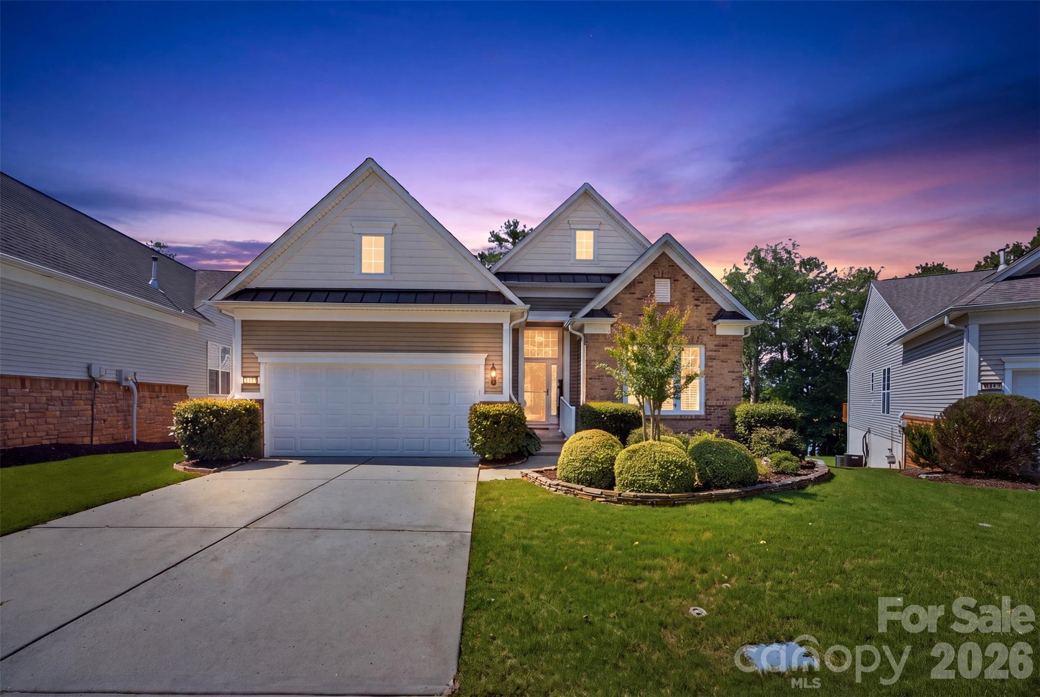 27071 Sanderling Court Property Photo 1