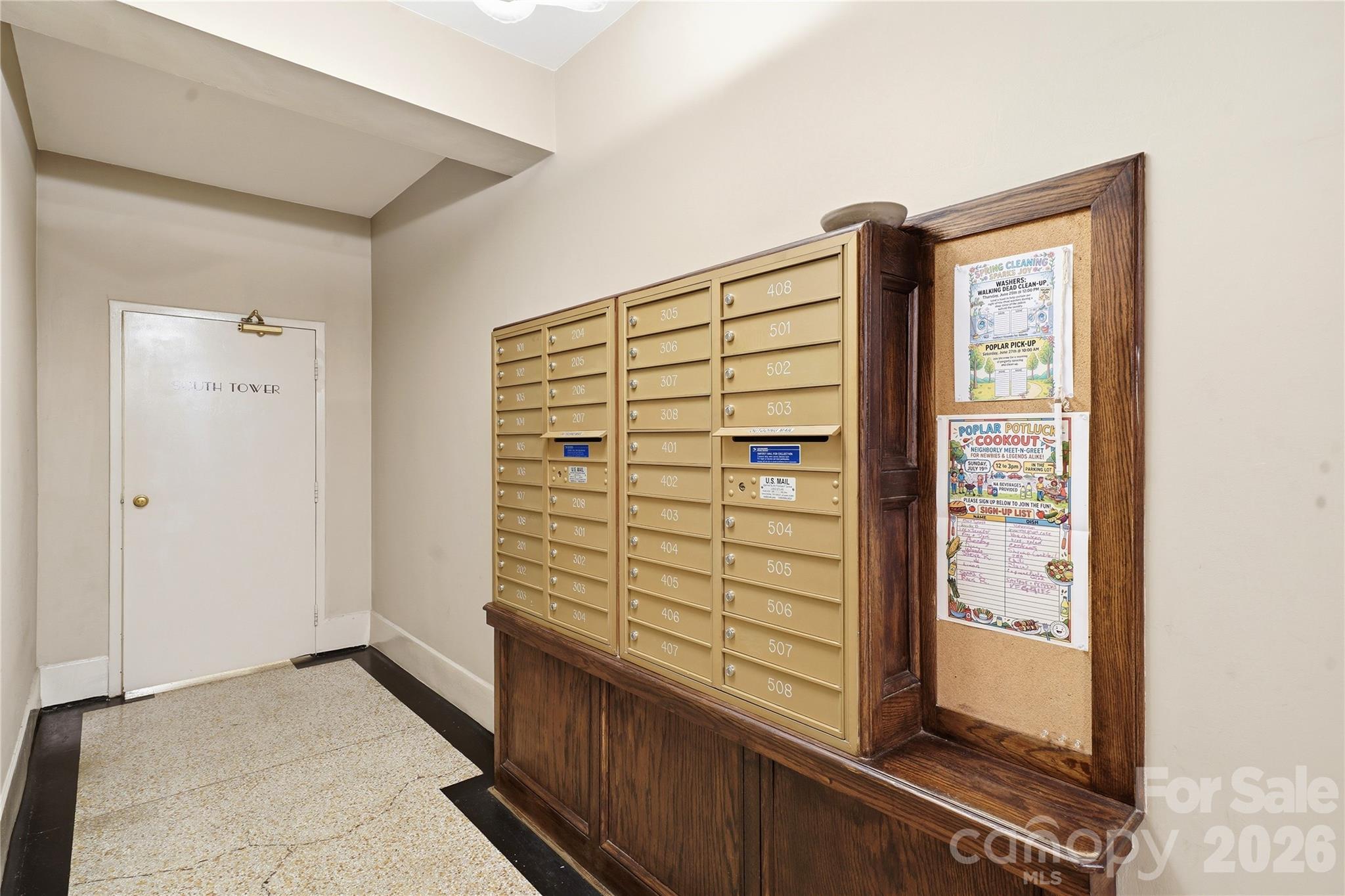 301 W 10th Street 506 Property Photo 34