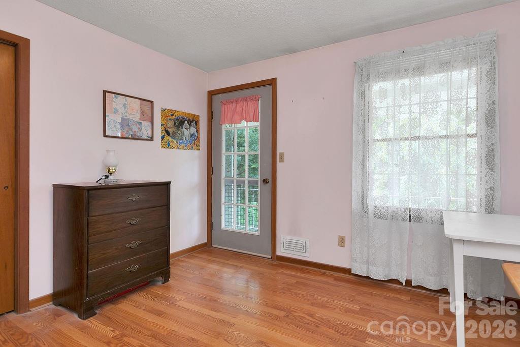 106 Flora Lina Drive Property Photo 30