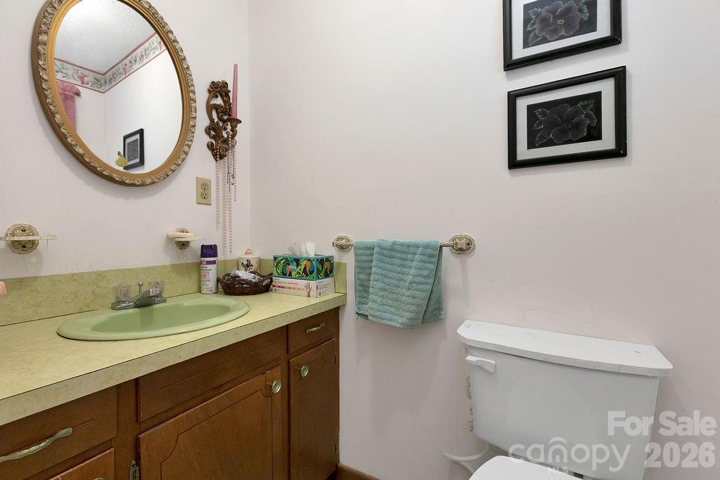 106 Flora Lina Drive Property Photo 34