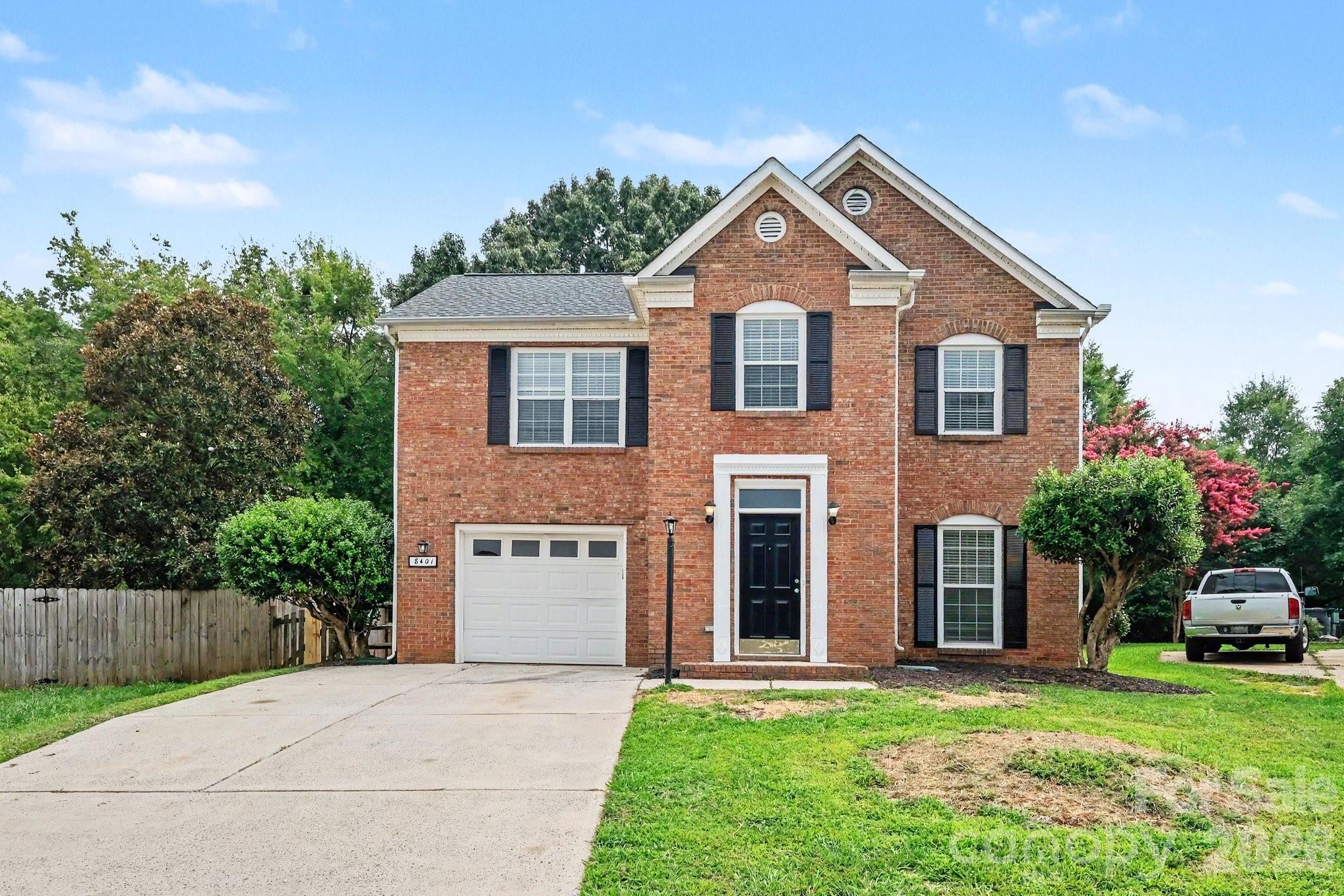 8401 Redstone View Drive Property Photo 1