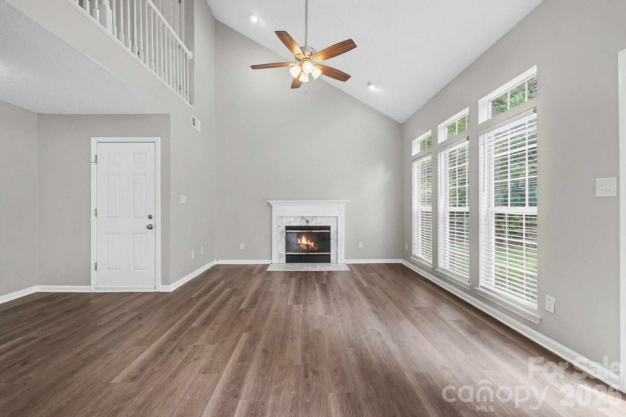 8401 Redstone View Drive Property Photo 3