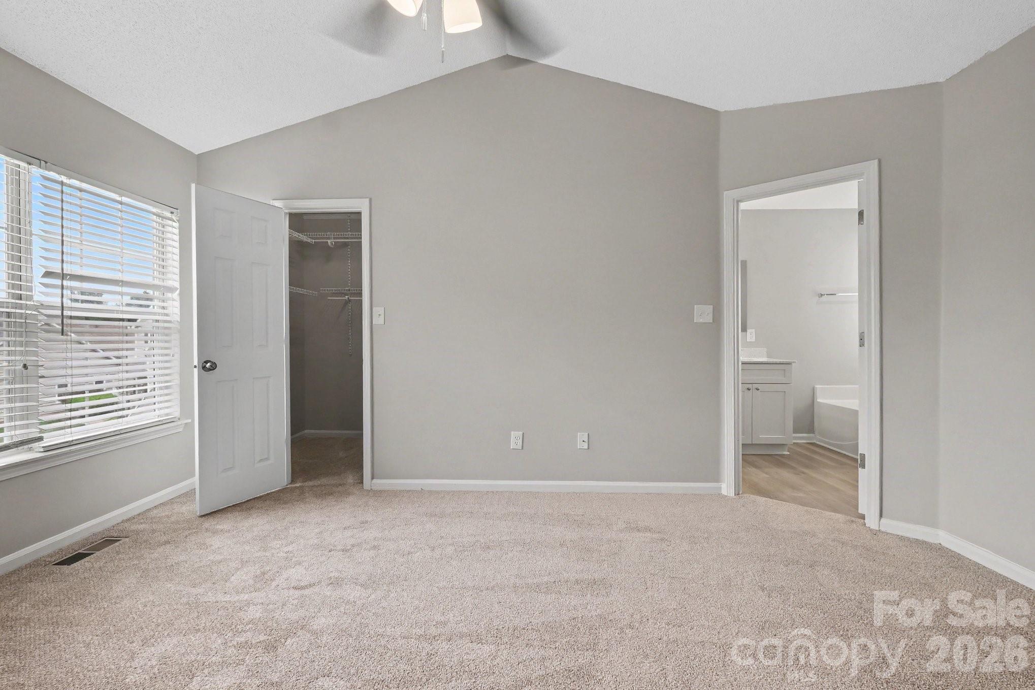 8401 Redstone View Drive Property Photo 12
