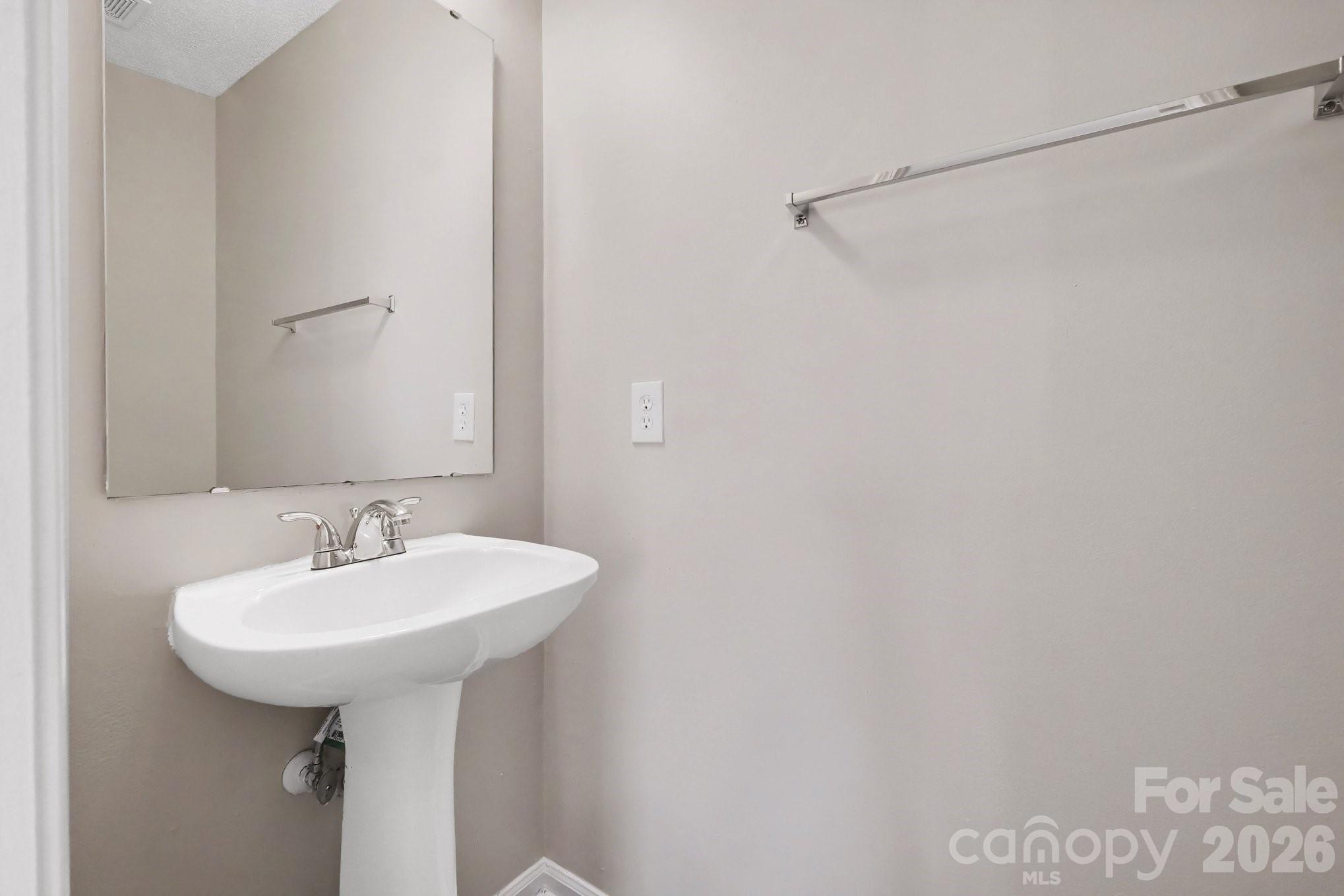 8401 Redstone View Drive Property Photo 16