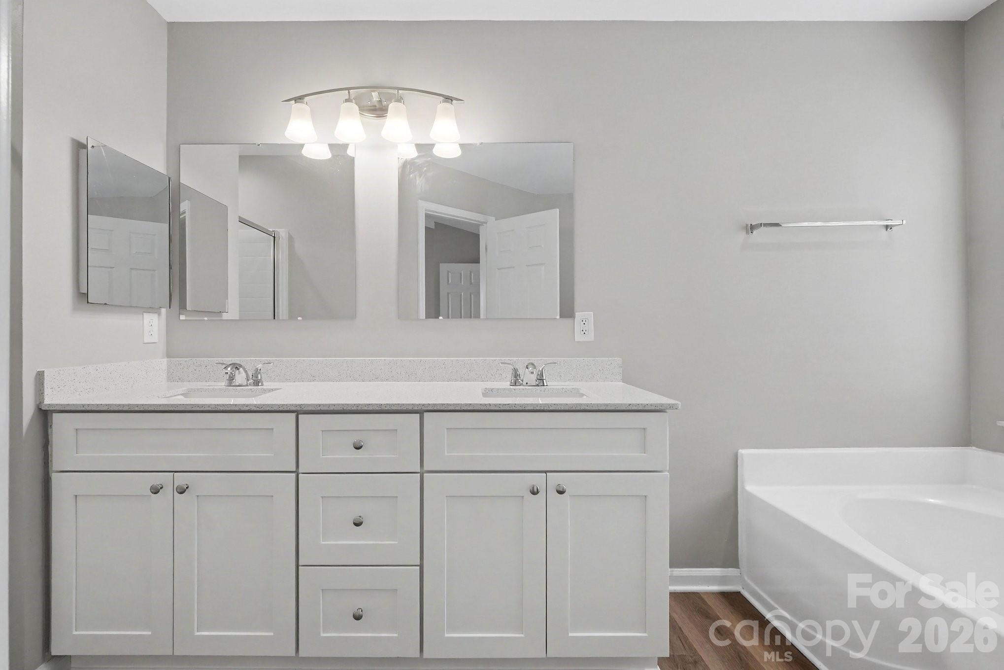 8401 Redstone View Drive Property Photo 17