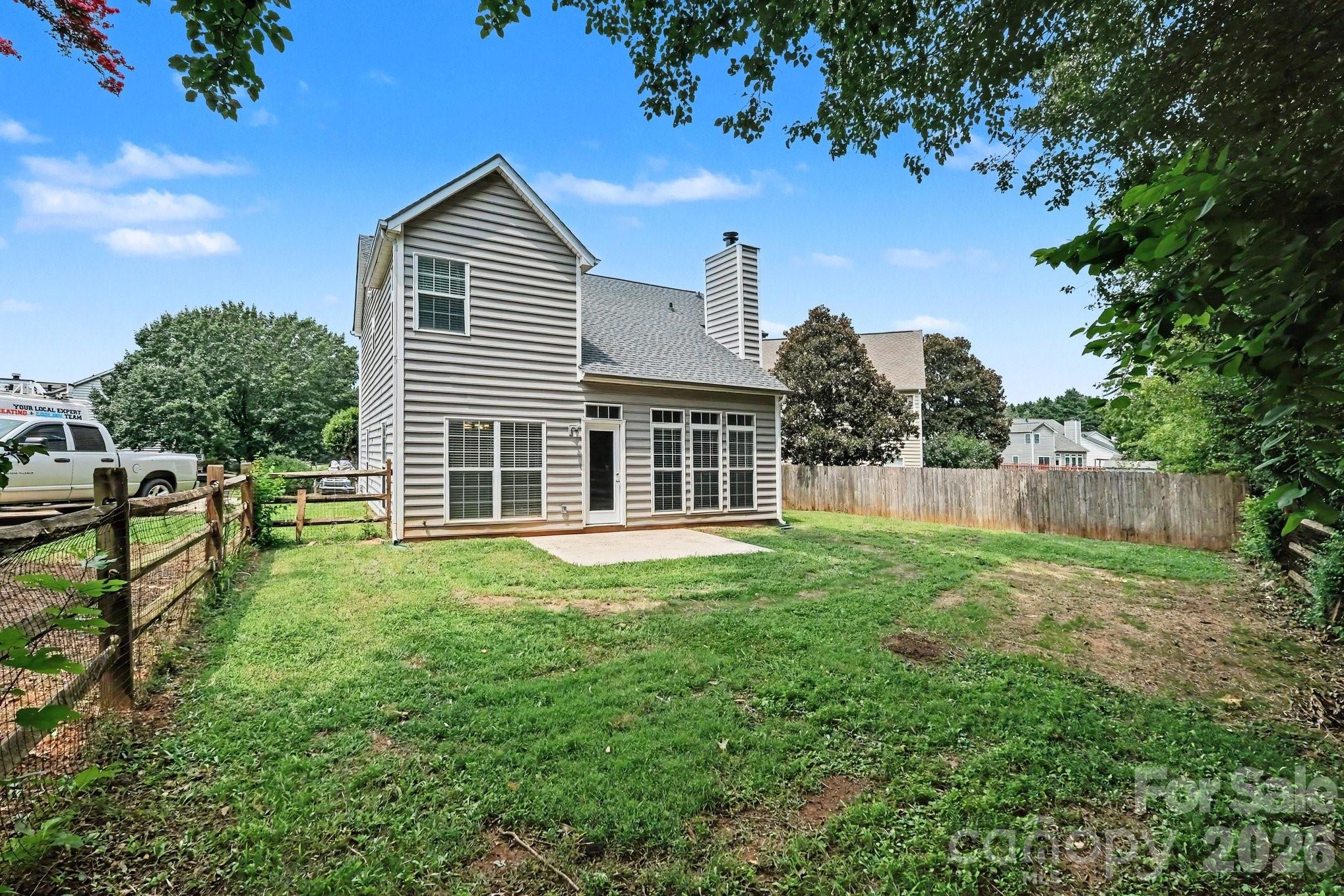8401 Redstone View Drive Property Photo 18