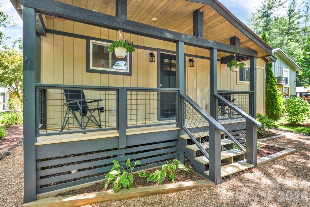 209 Meadow Loop Property Photo 2