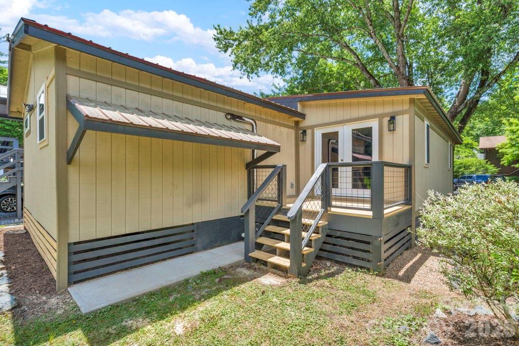 209 Meadow Loop Property Photo 3