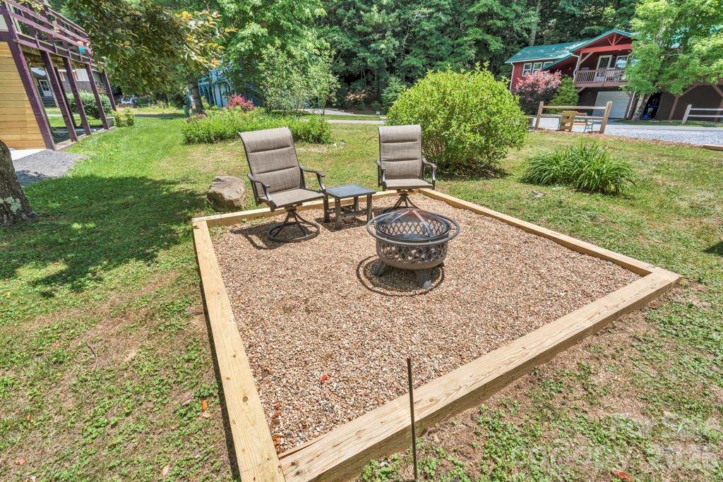 209 Meadow Loop Property Photo 5