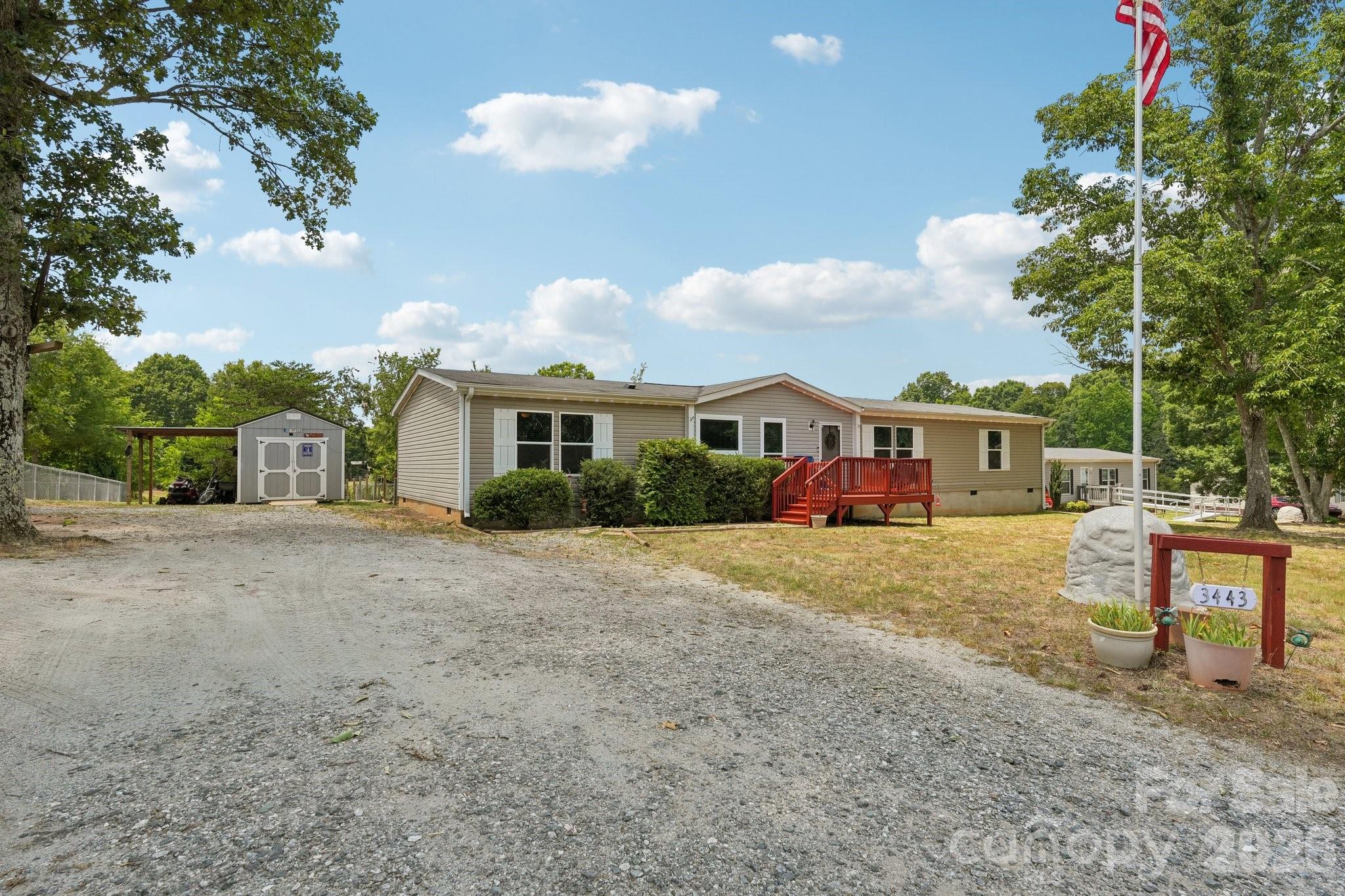 3443 Meldonna Drive Property Photo 1