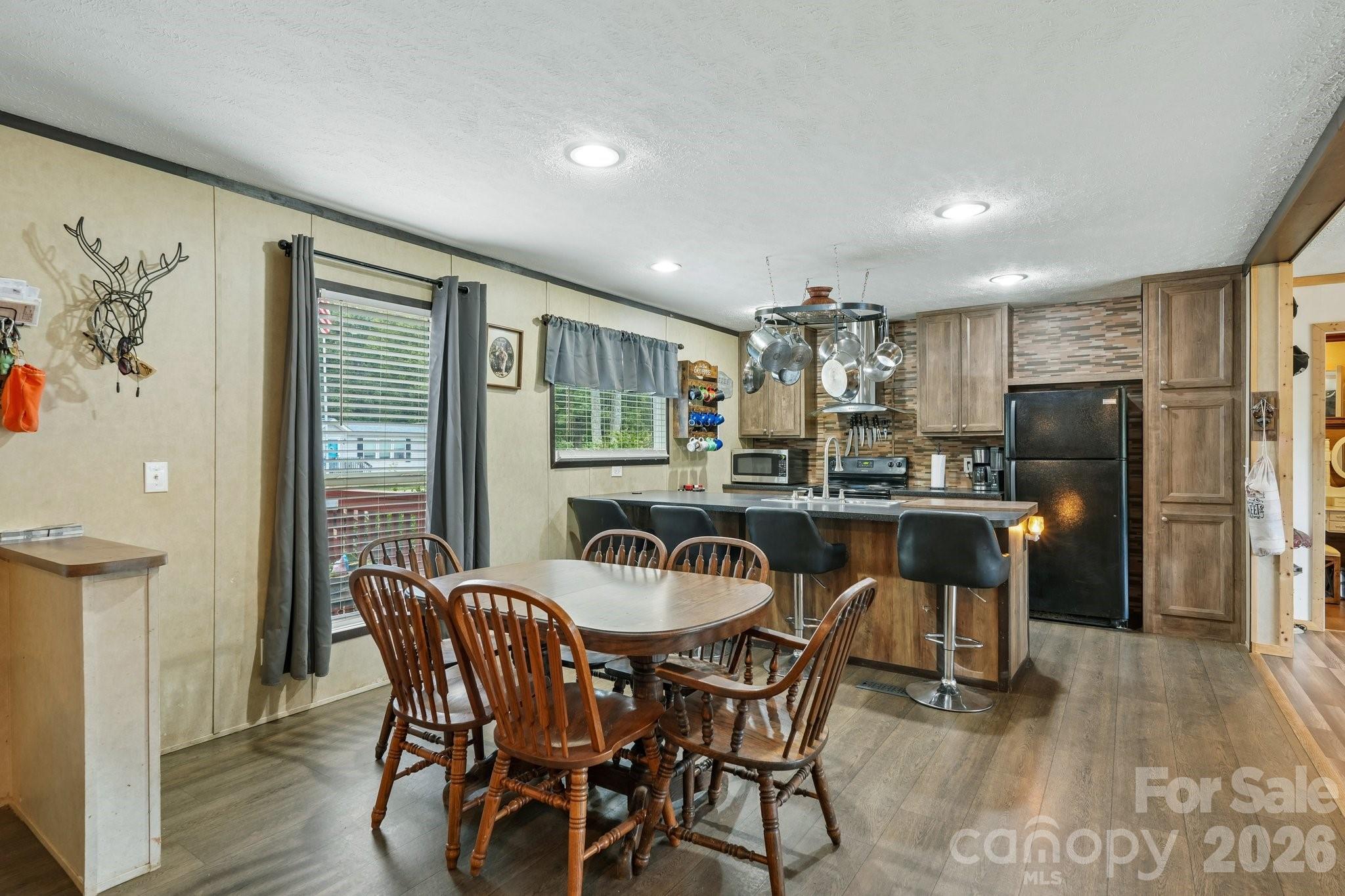 3443 Meldonna Drive Property Photo 16