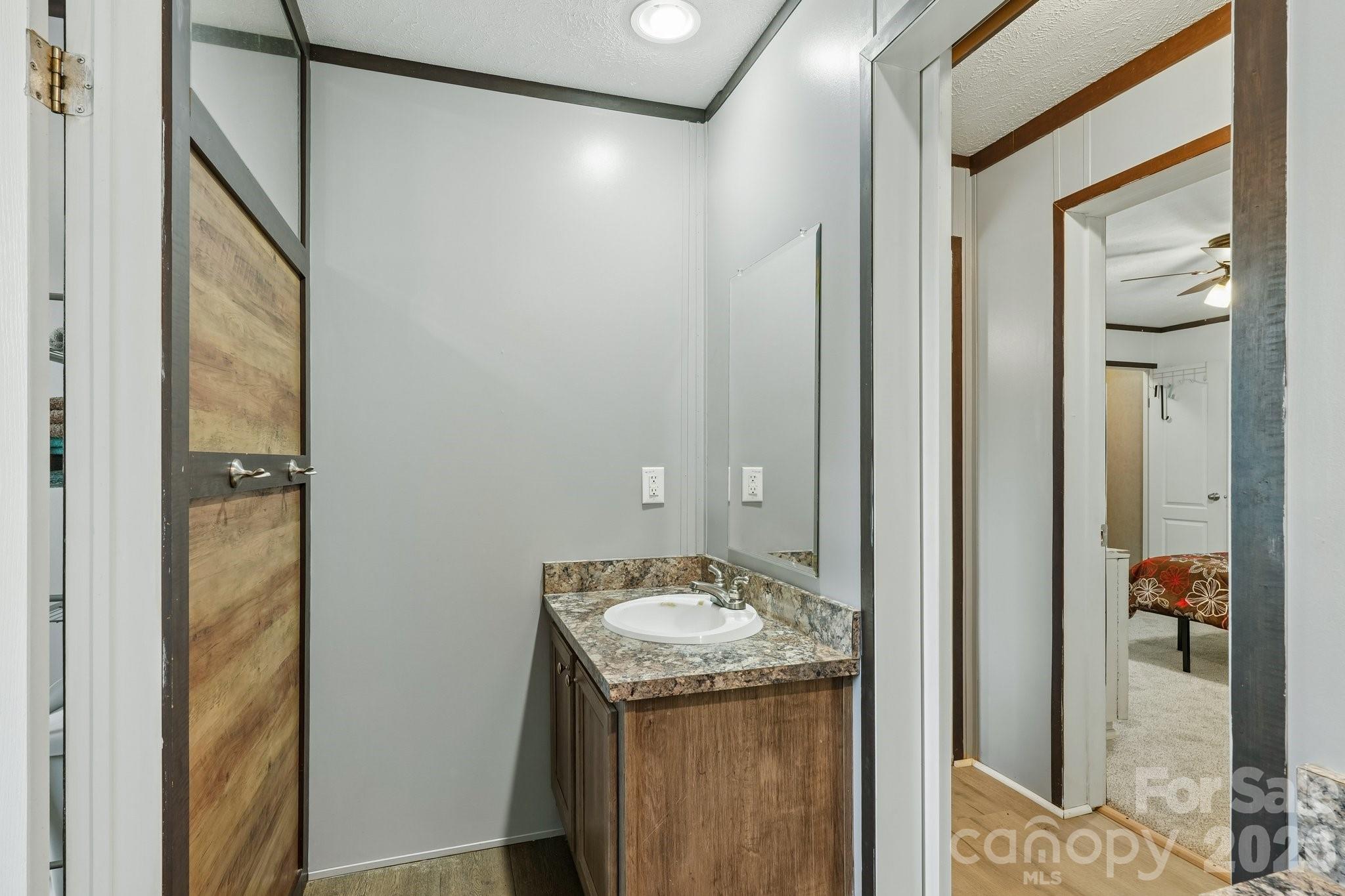 3443 Meldonna Drive Property Photo 29