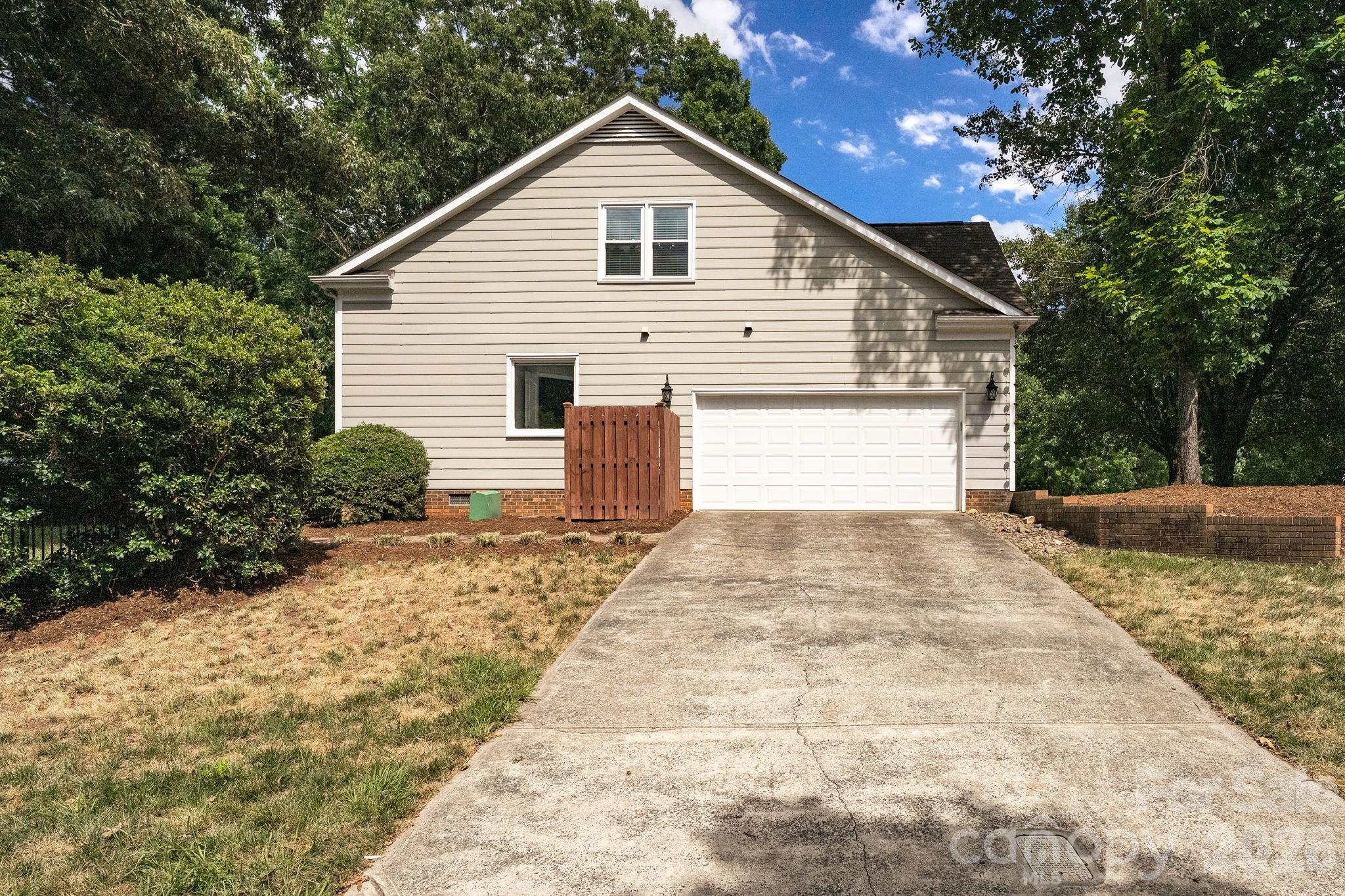 6632 Elmstone Drive Property Photo 31