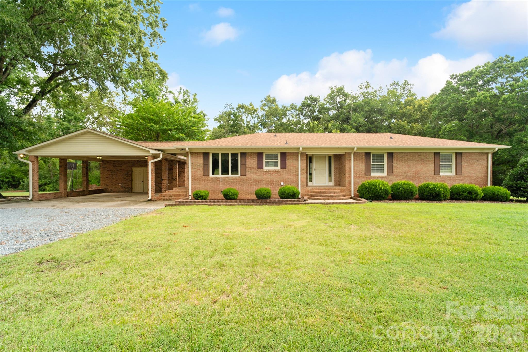 1515 Hasty Road Property Photo 3