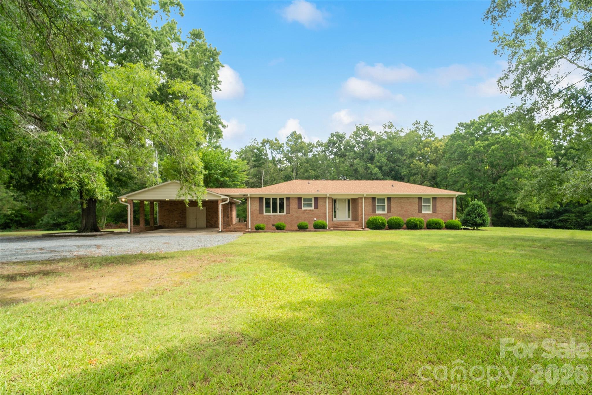 1515 Hasty Road Property Photo 4