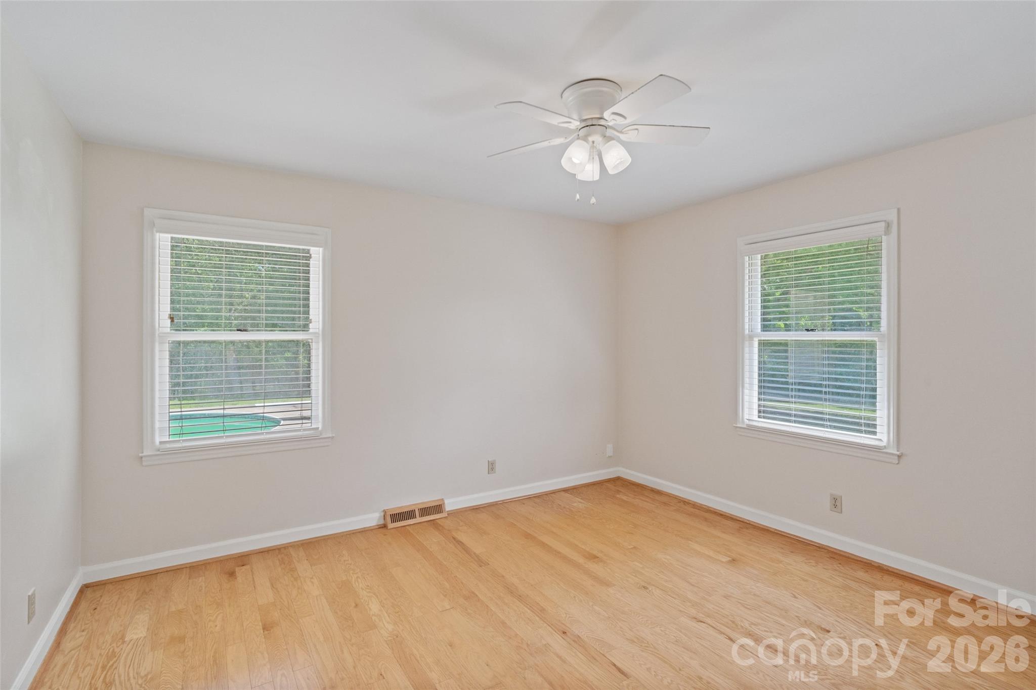 1515 Hasty Road Property Photo 11