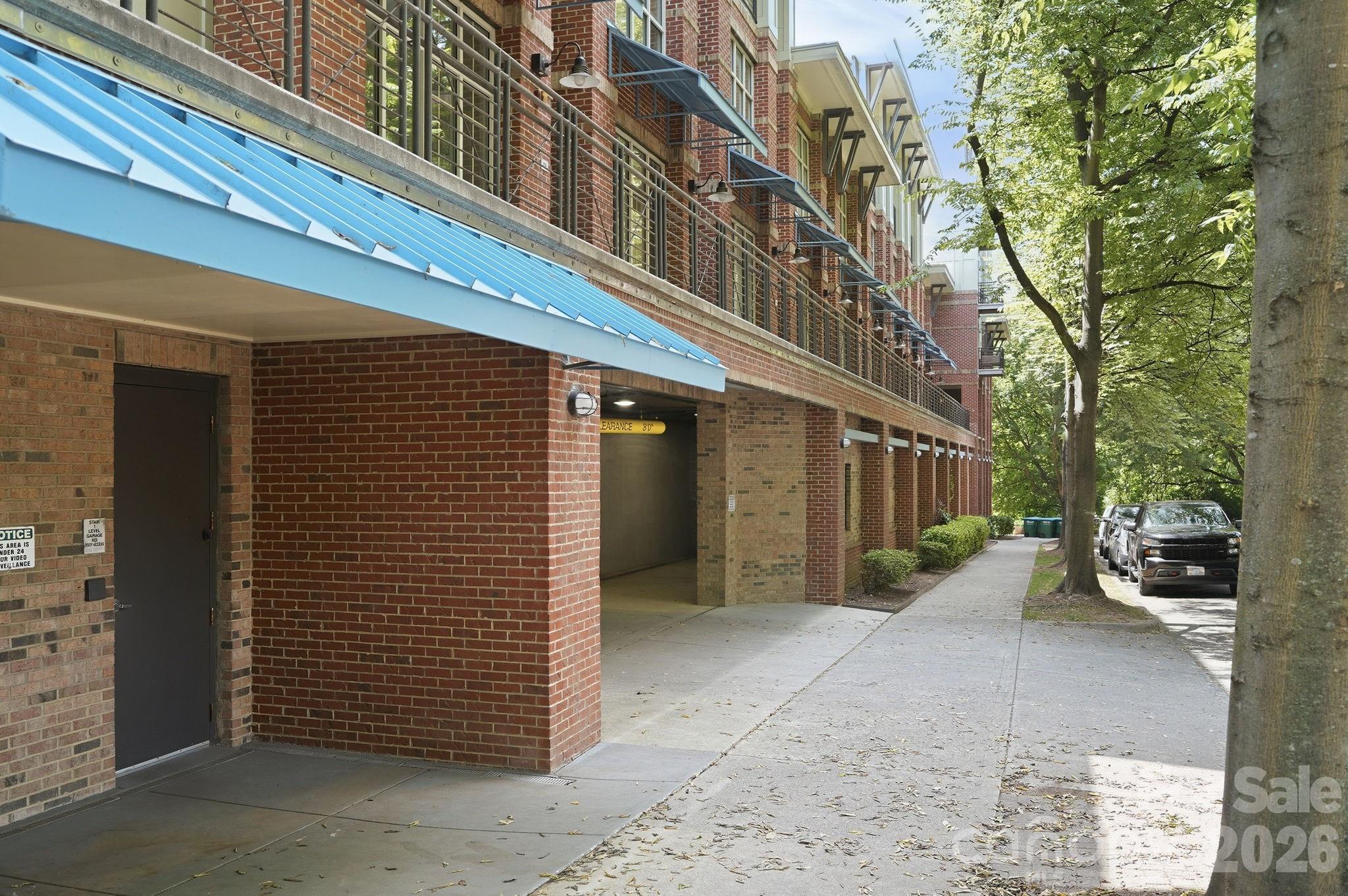 1101 W 1st Street 418 Property Photo 7