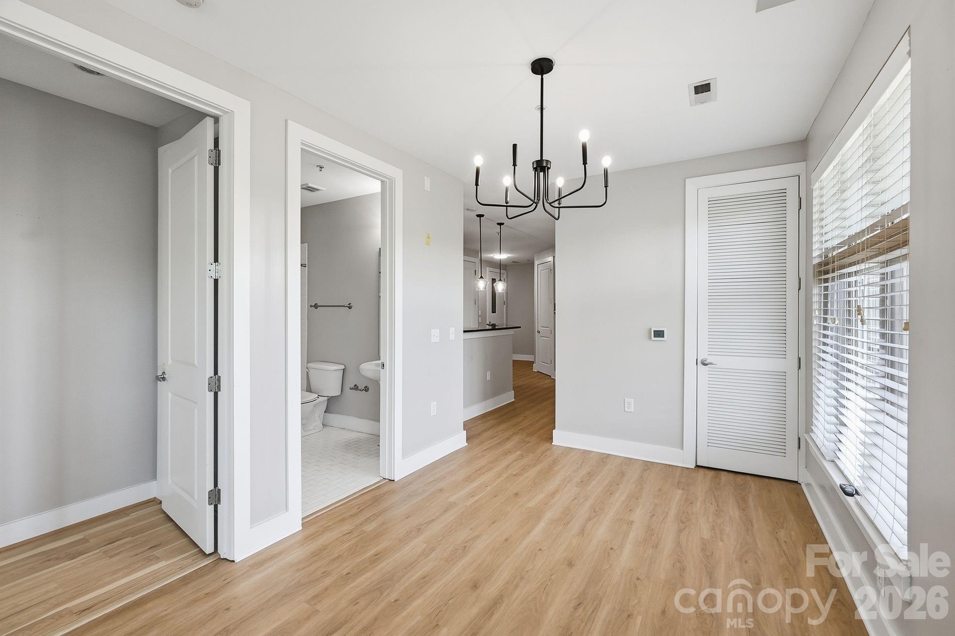 1101 W 1st Street 418 Property Photo 14