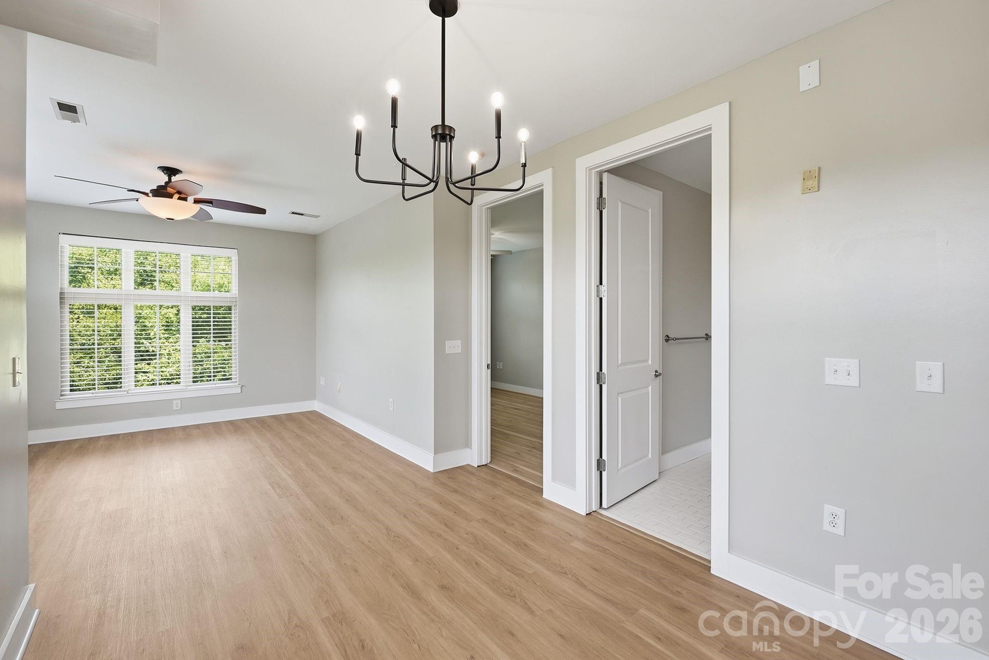 1101 W 1st Street 418 Property Photo 16