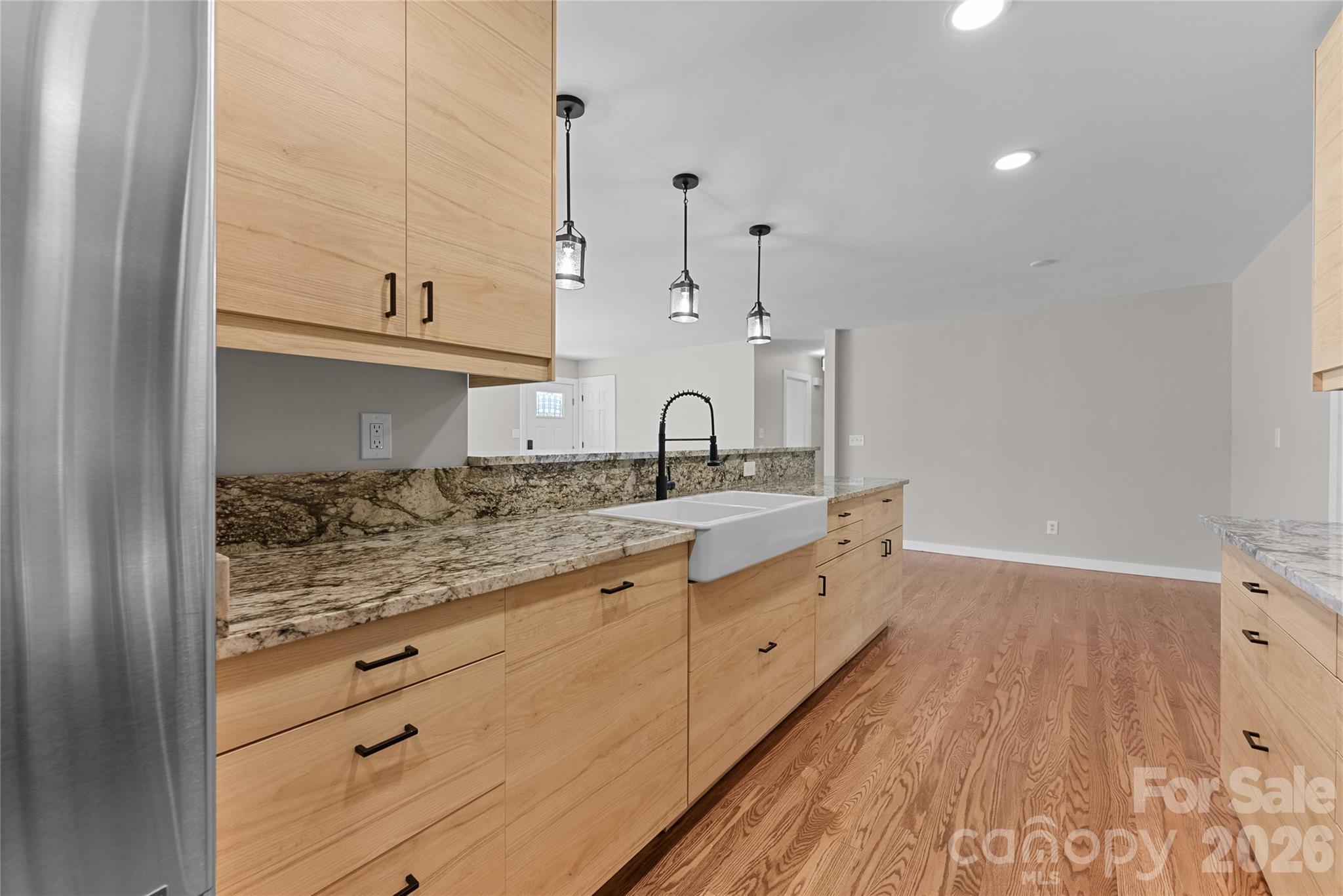88 Skyview Terrace Property Photo 16