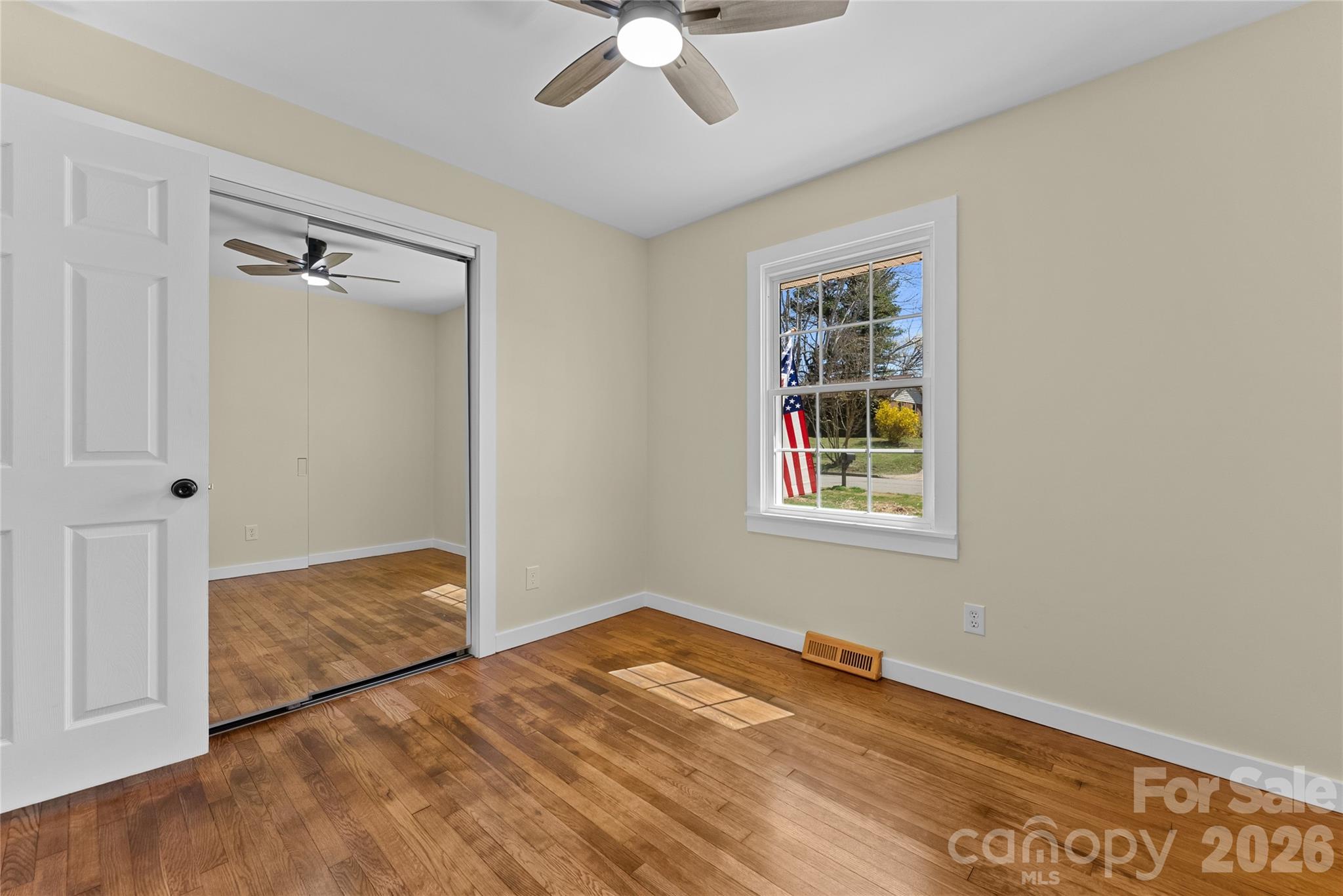 88 Skyview Terrace Property Photo 22