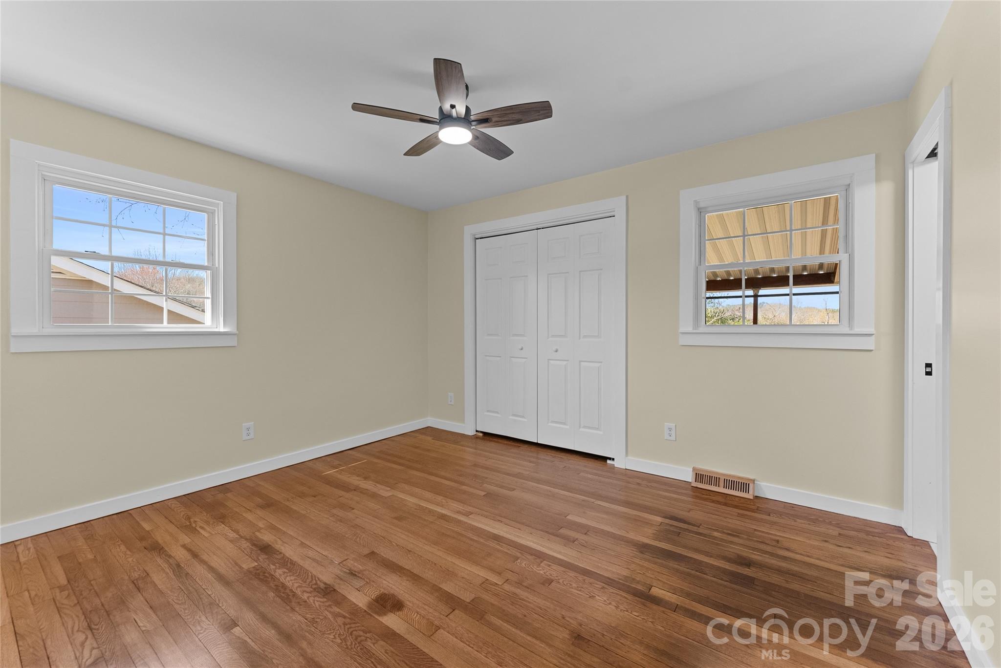 88 Skyview Terrace Property Photo 25