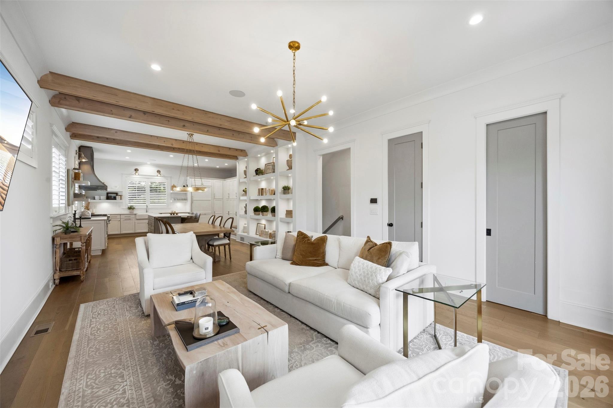 512 Living Way Property Photo 8