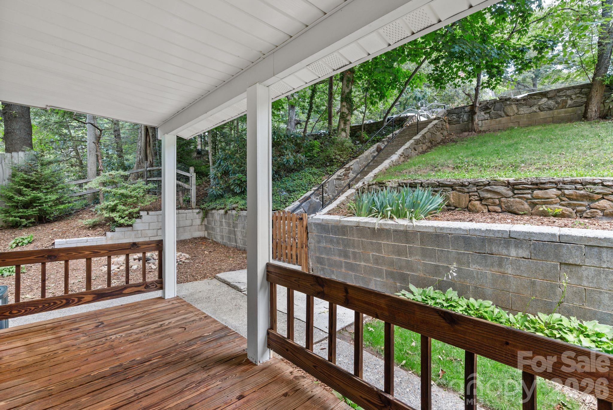 11 Von Ruck Court Property Photo 5