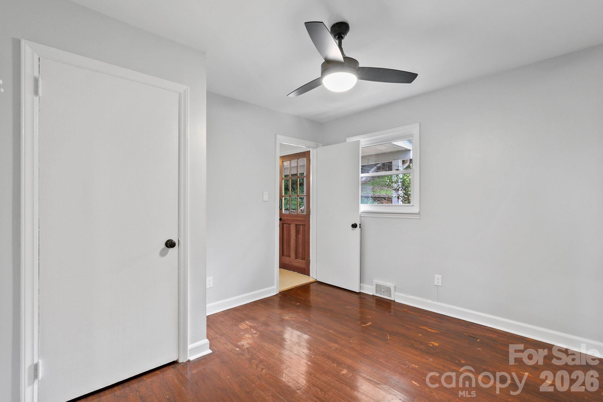 11 Von Ruck Court Property Photo 24