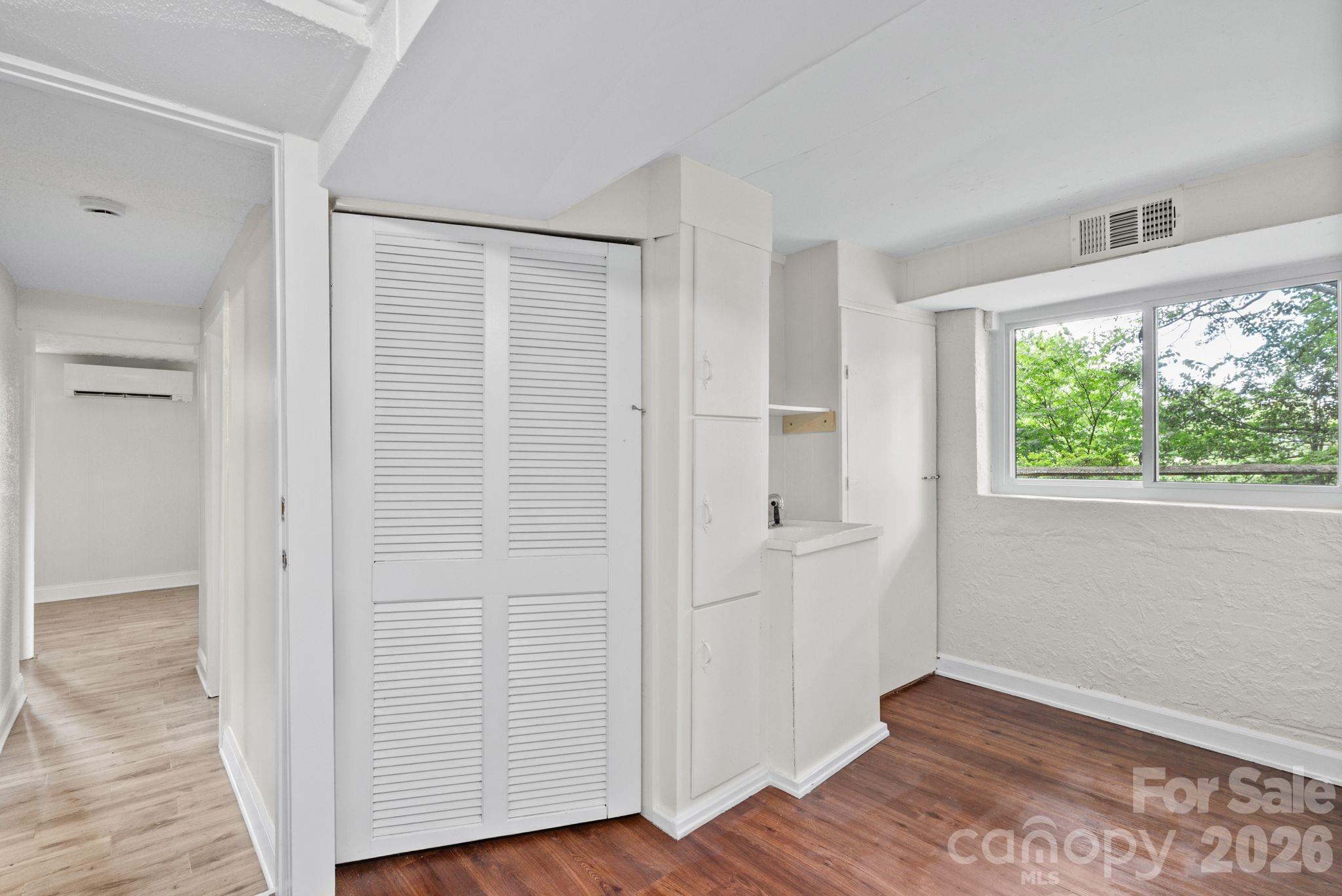 11 Von Ruck Court Property Photo 31