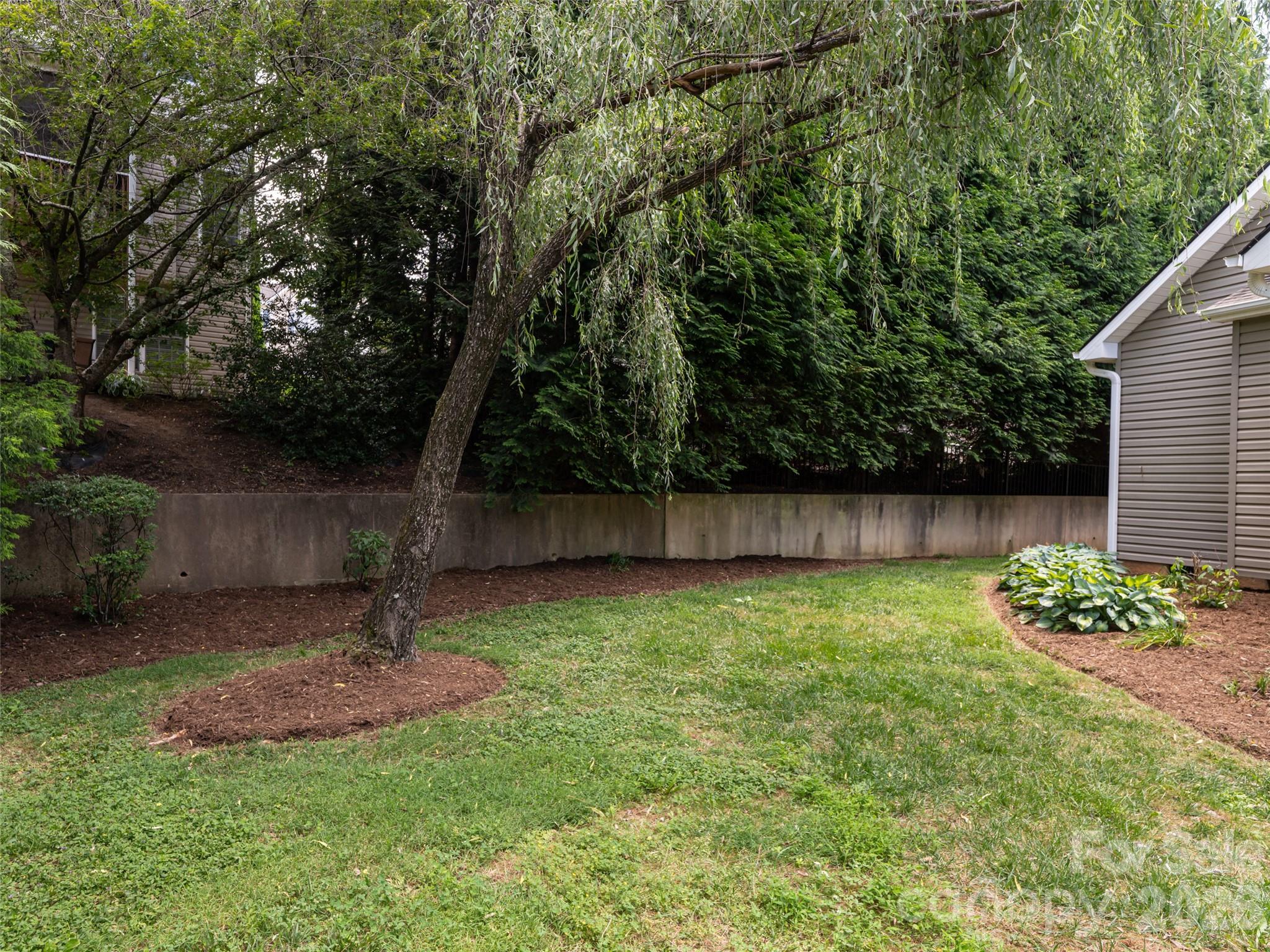 25 Driftstone Circle Property Photo 23