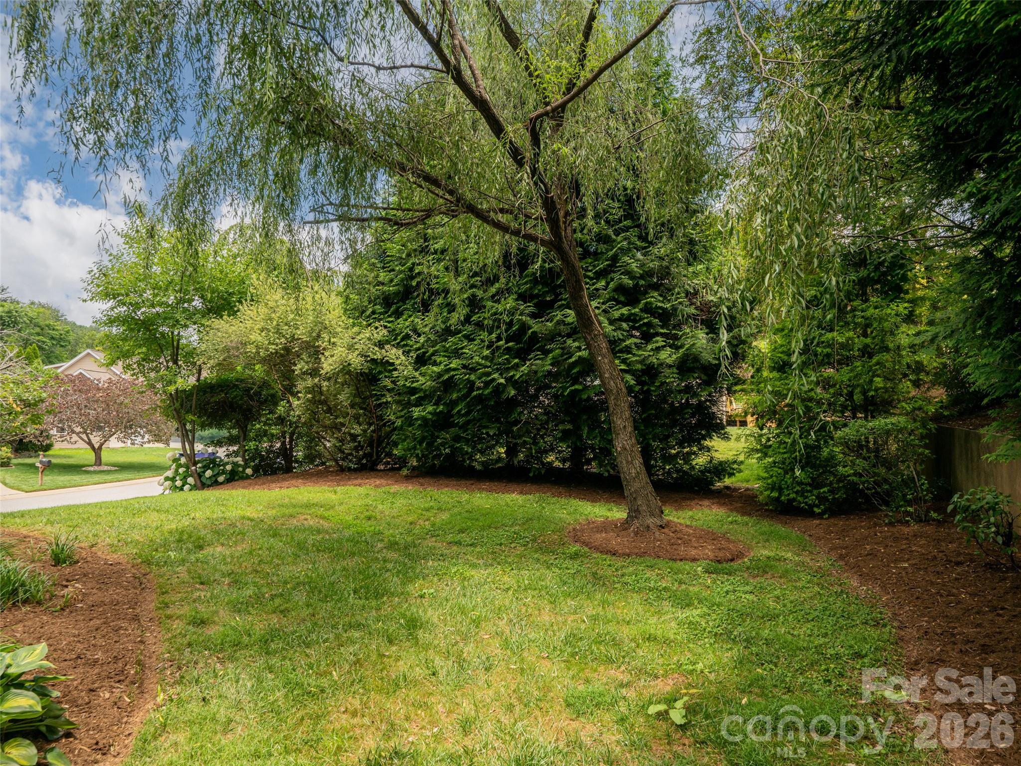 25 Driftstone Circle Property Photo 24