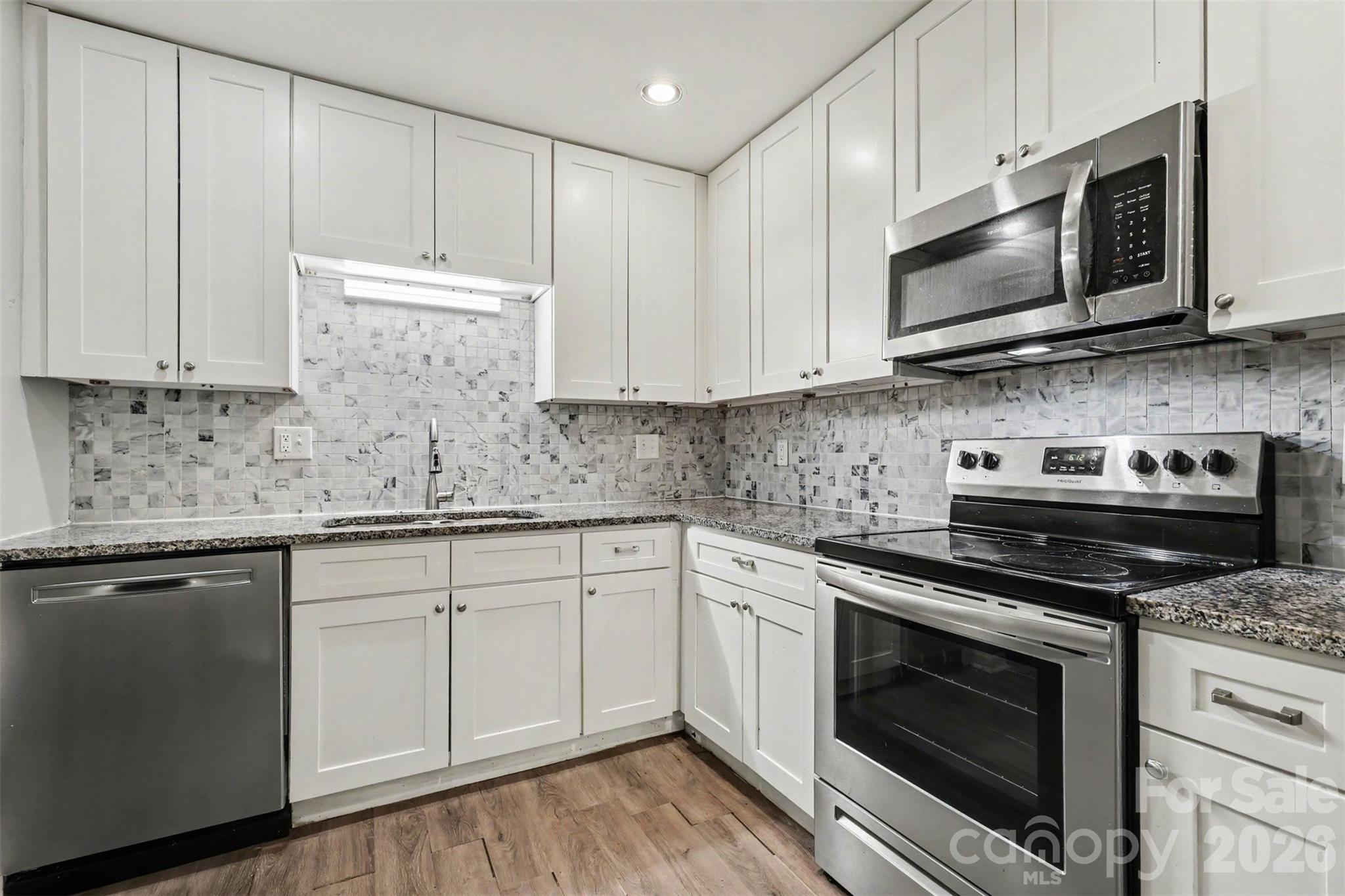 6125 Gray Gate Lane A Property Photo 2